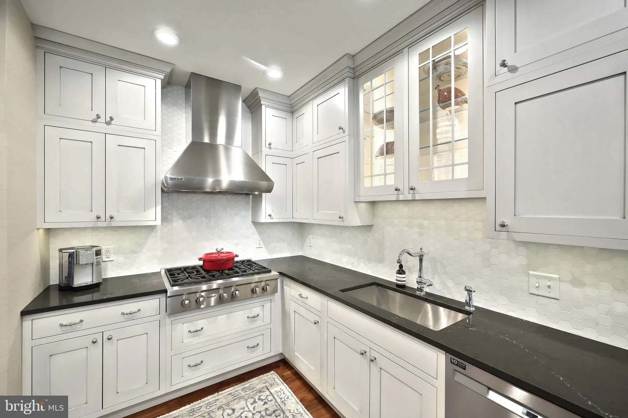 York, Pennsylvania 17403, United States, 3 Bedrooms Bedrooms, ,3 BathroomsBathrooms,Residential,Contingent,134014