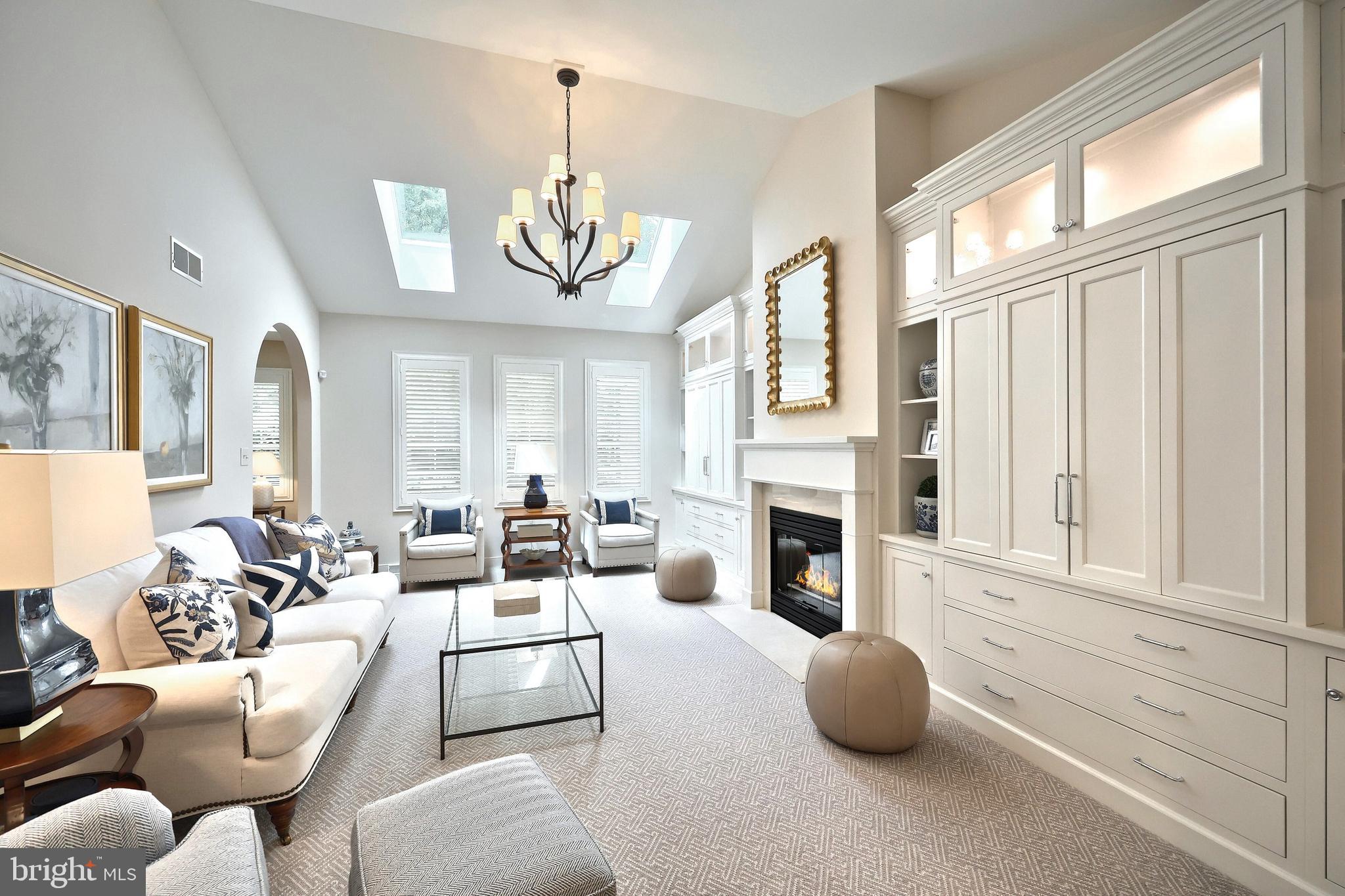 ROSENMILLER WOODS - Residential