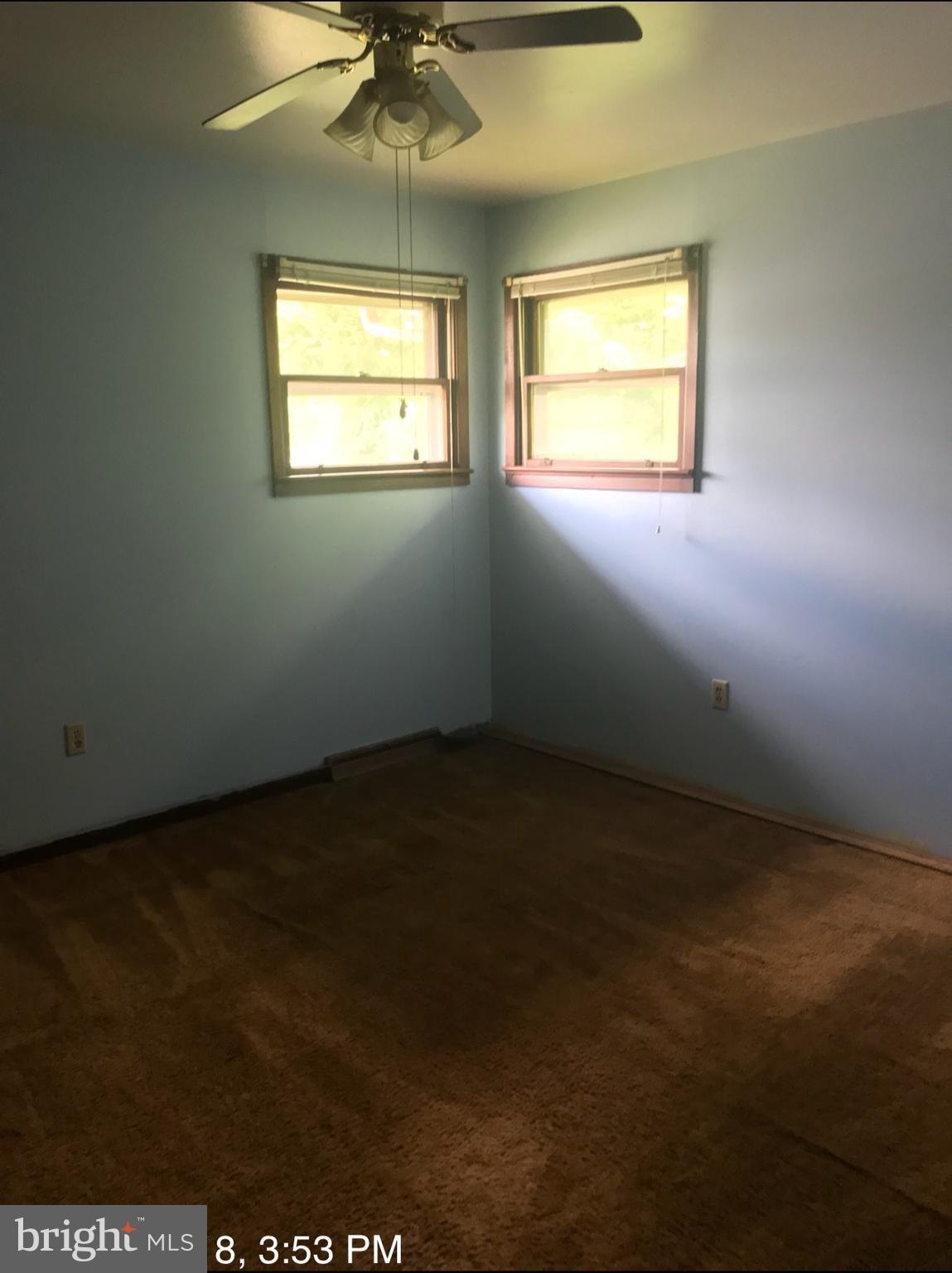 TOWN OF STRASBURG - Residential