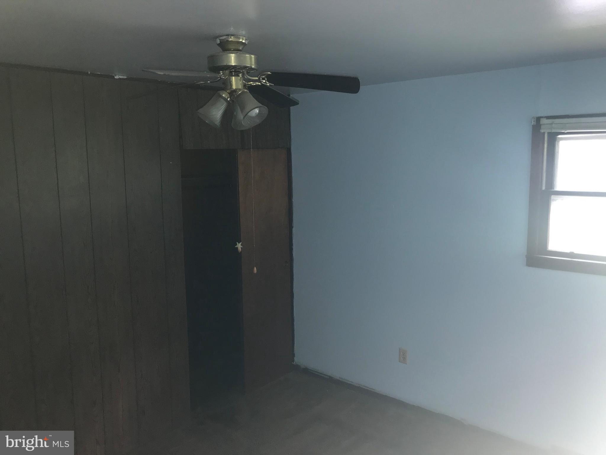 TOWN OF STRASBURG - Residential