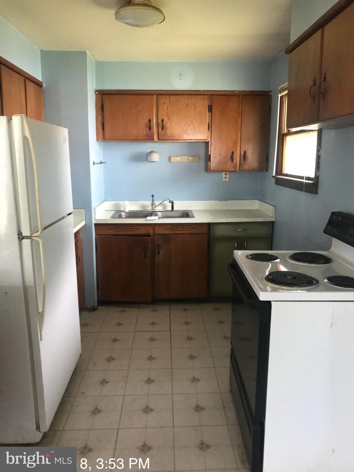 TOWN OF STRASBURG - Residential