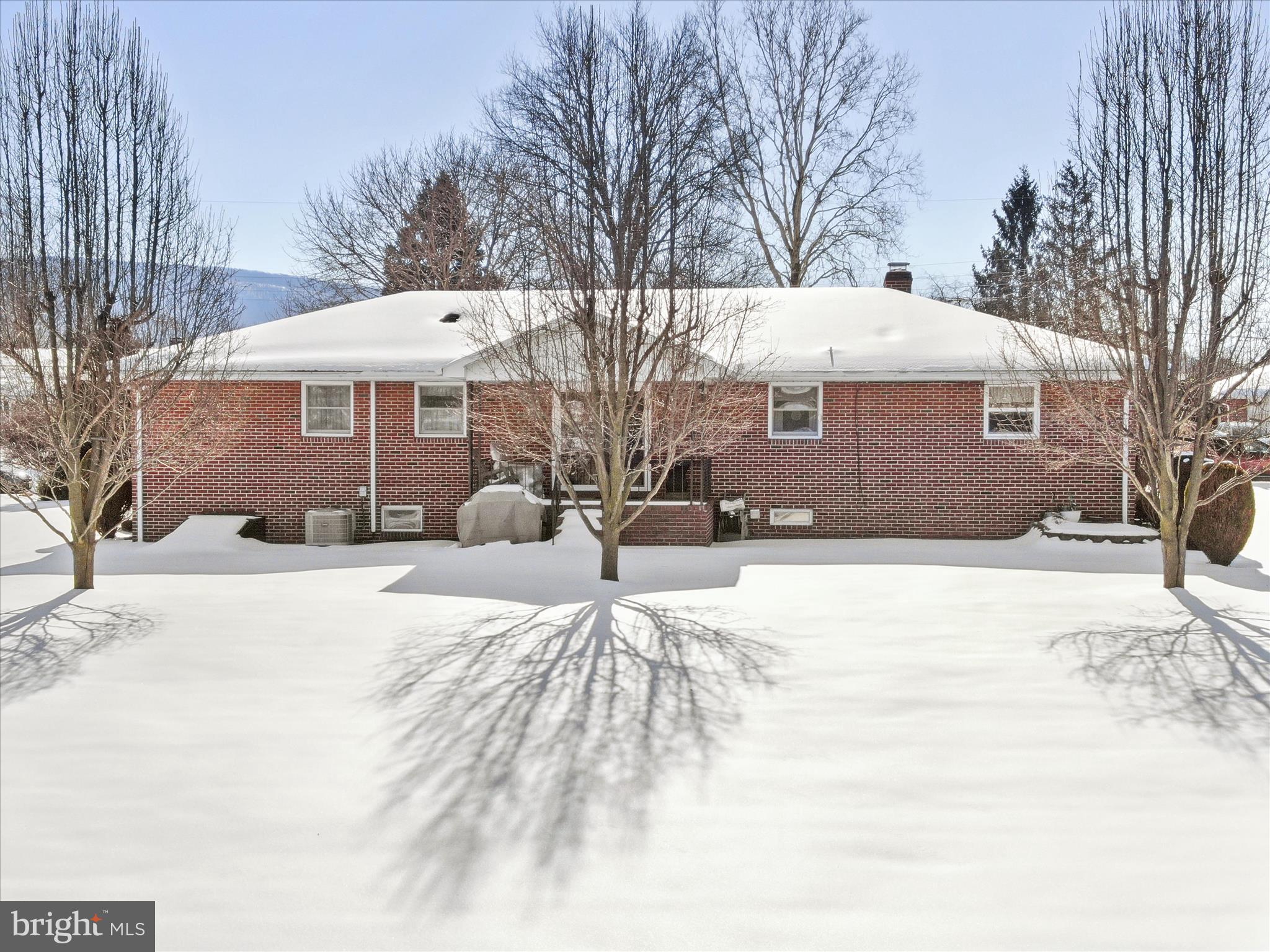 13405 MEADOWVIEW AVENUE