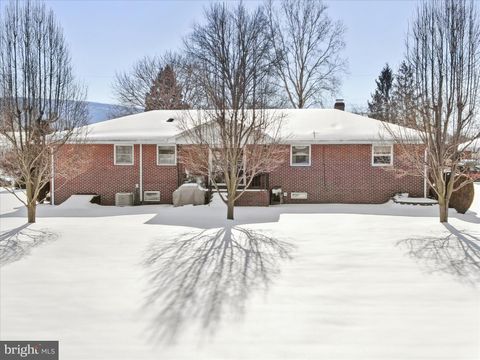 Tiny photo for 13405 Meadowview Avenue, WAYNESBORO, PA 17268 (MLS # PAFL2032490)