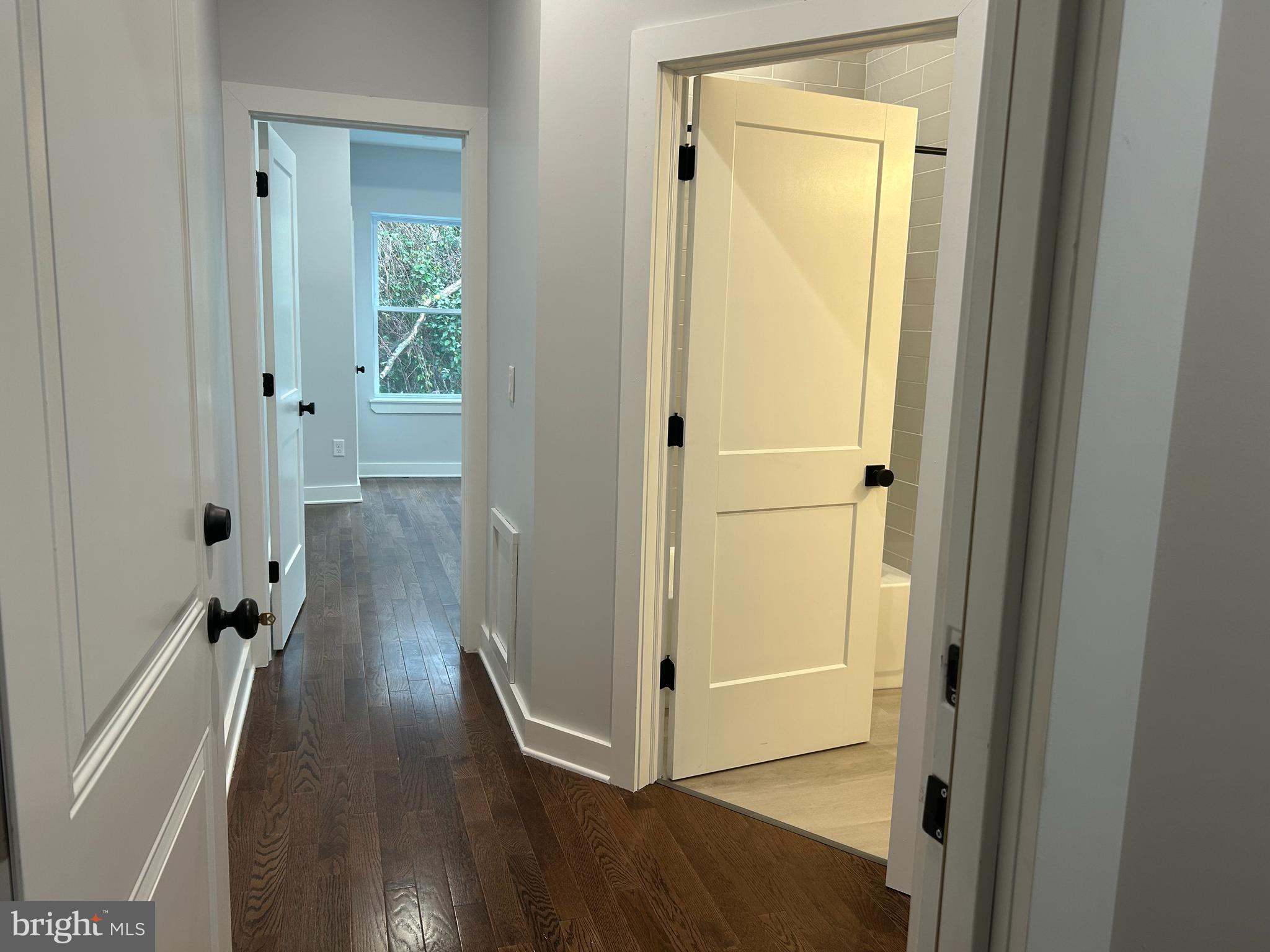 UNIVERSITY CITY - Residential Lease