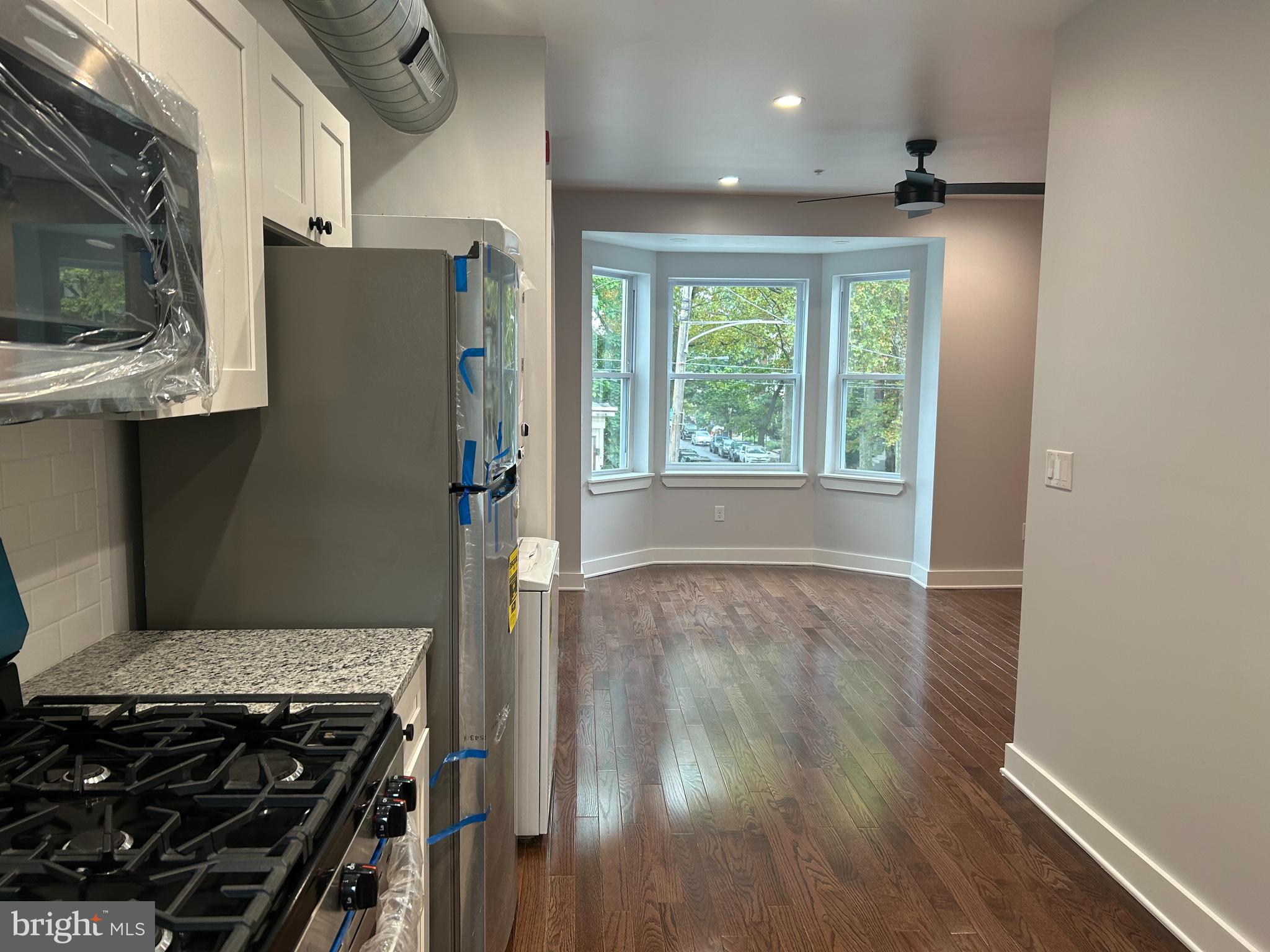 UNIVERSITY CITY - Residential Lease