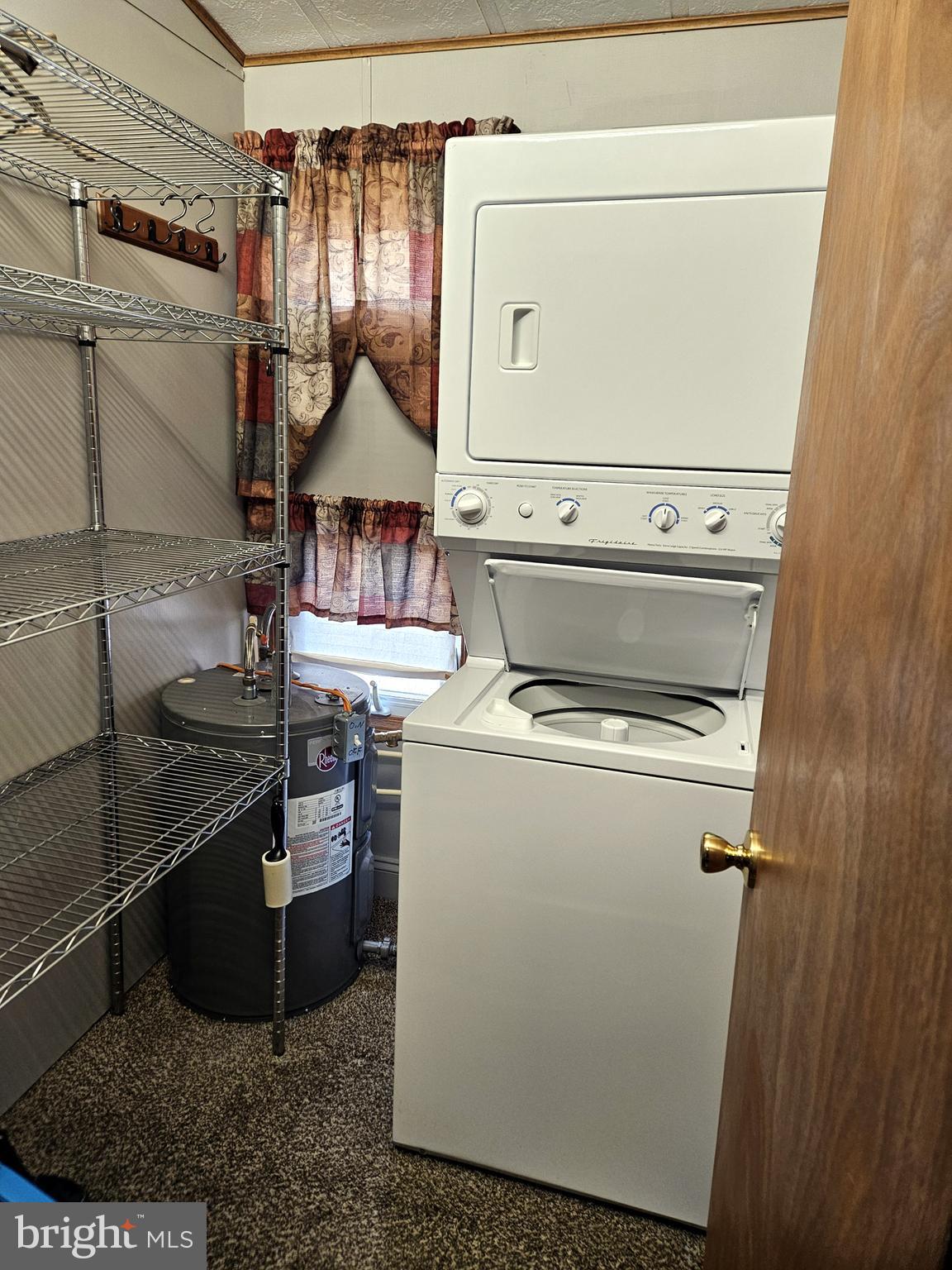 WHITE HORSE PARK I - Residential