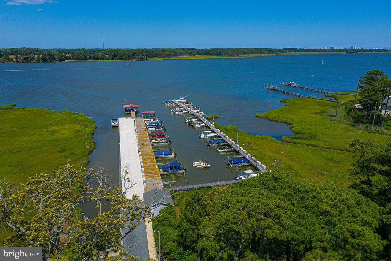 WHITE HORSE PARK I - Residential