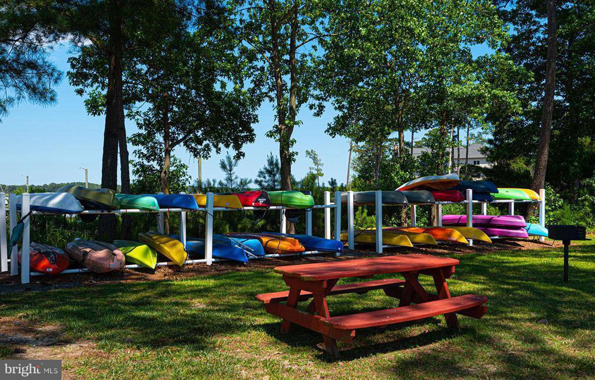 WHITE HORSE PARK I - Residential