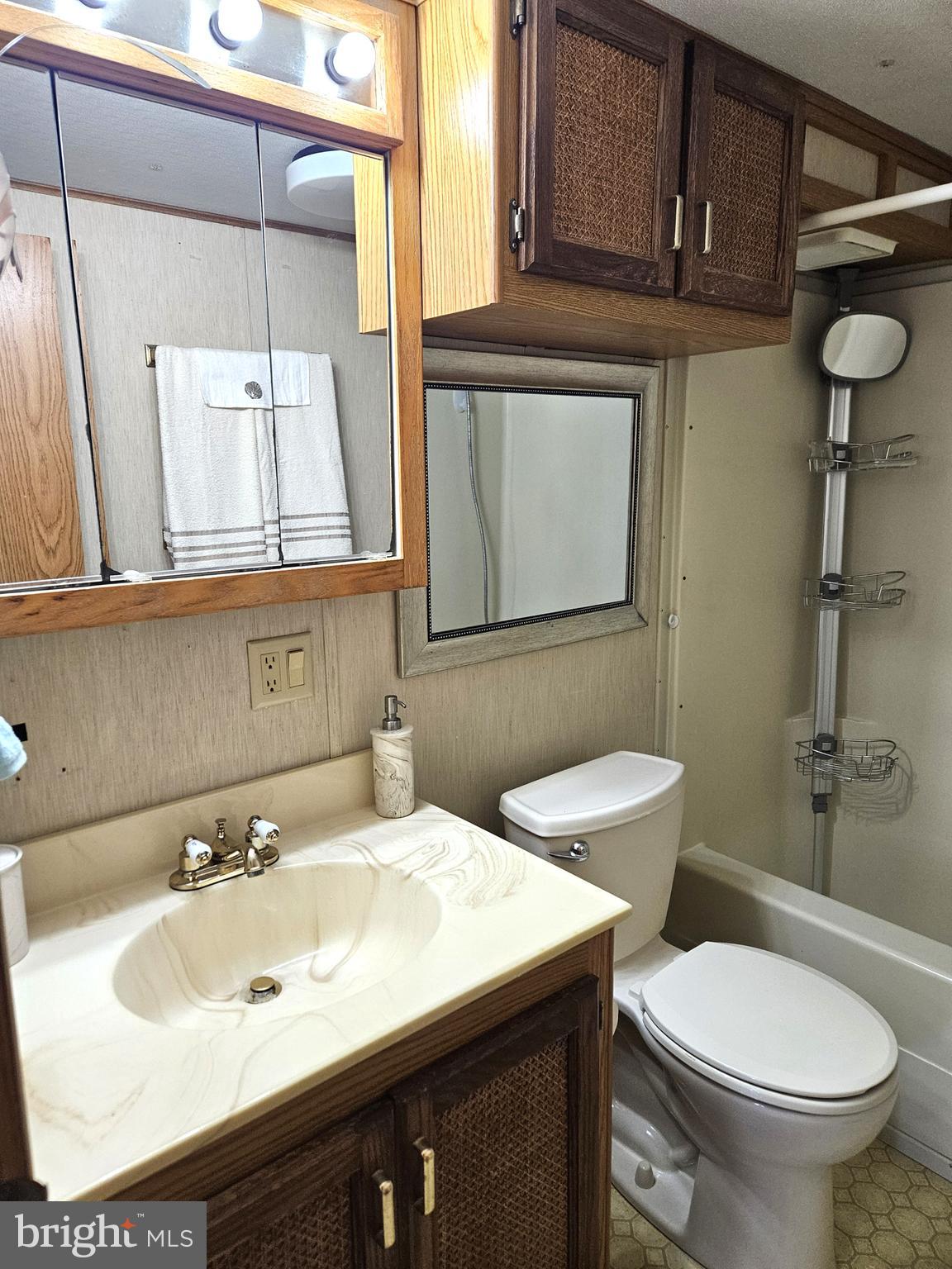 WHITE HORSE PARK I - Residential