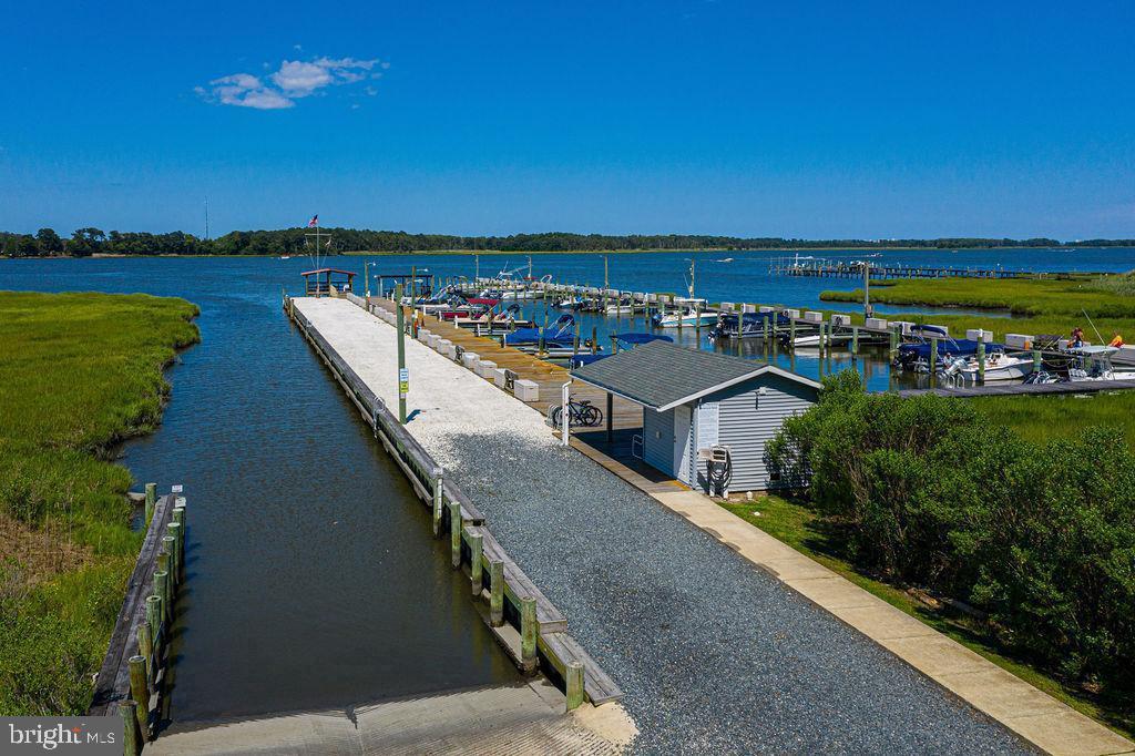 WHITE HORSE PARK I - Residential