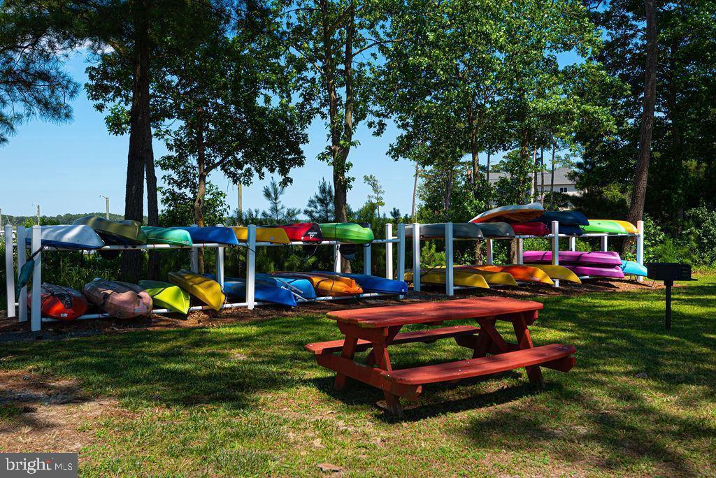 WHITE HORSE PARK I - Residential