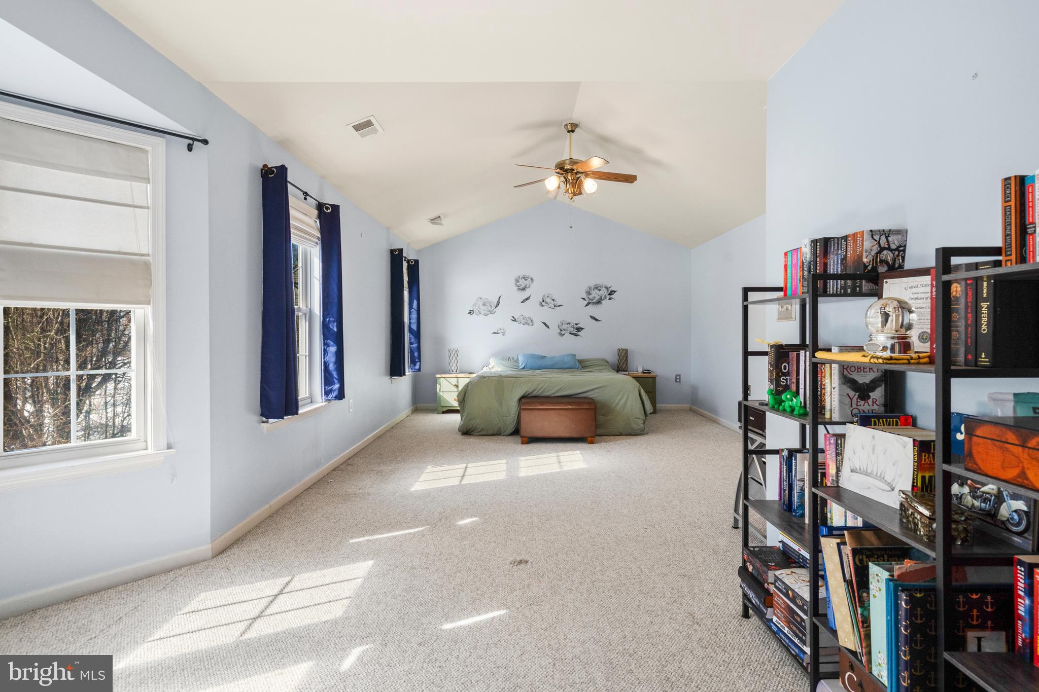 WILLOW SPRINGS ACRES - Residential