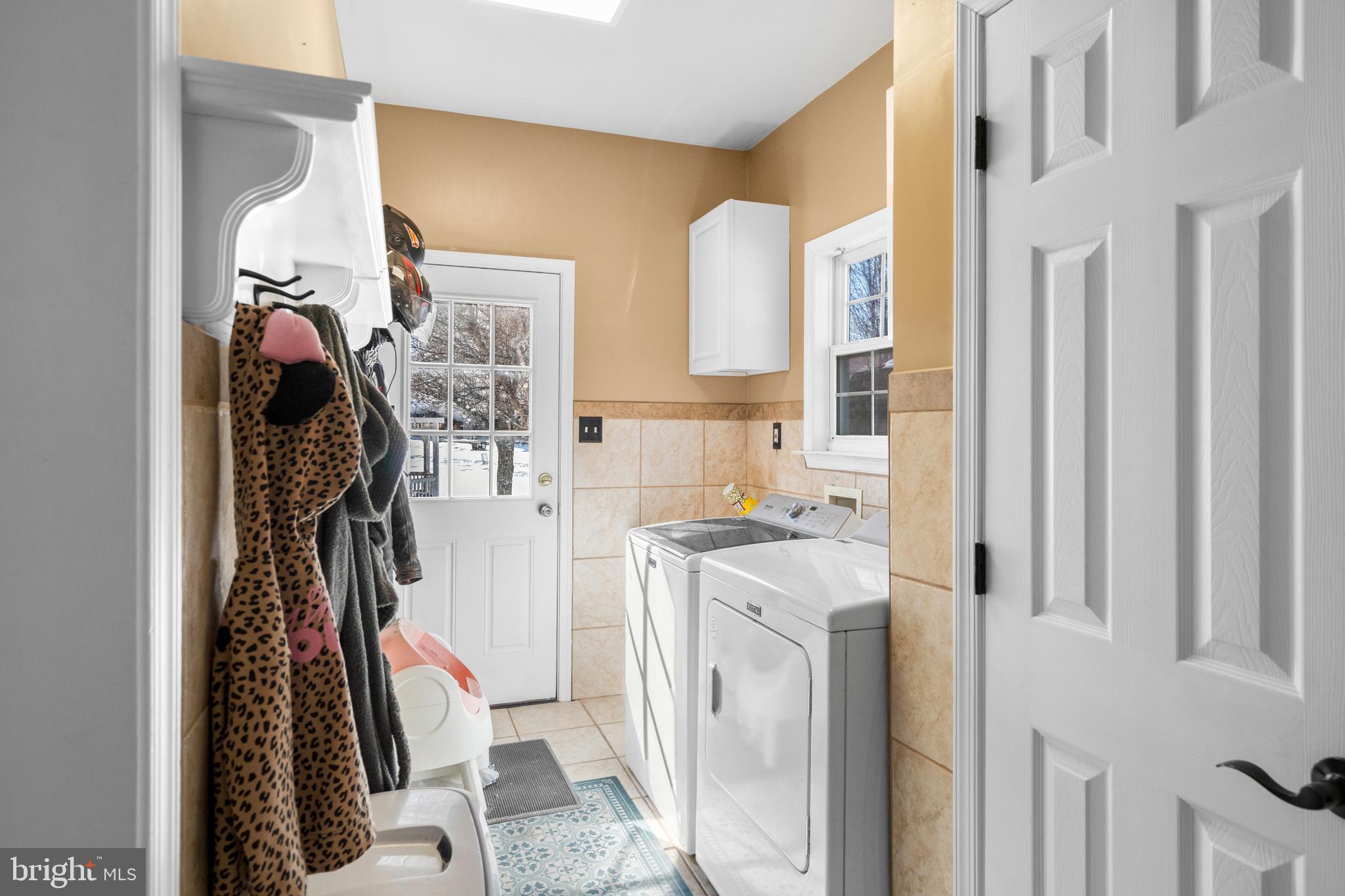 WILLOW SPRINGS ACRES - Residential