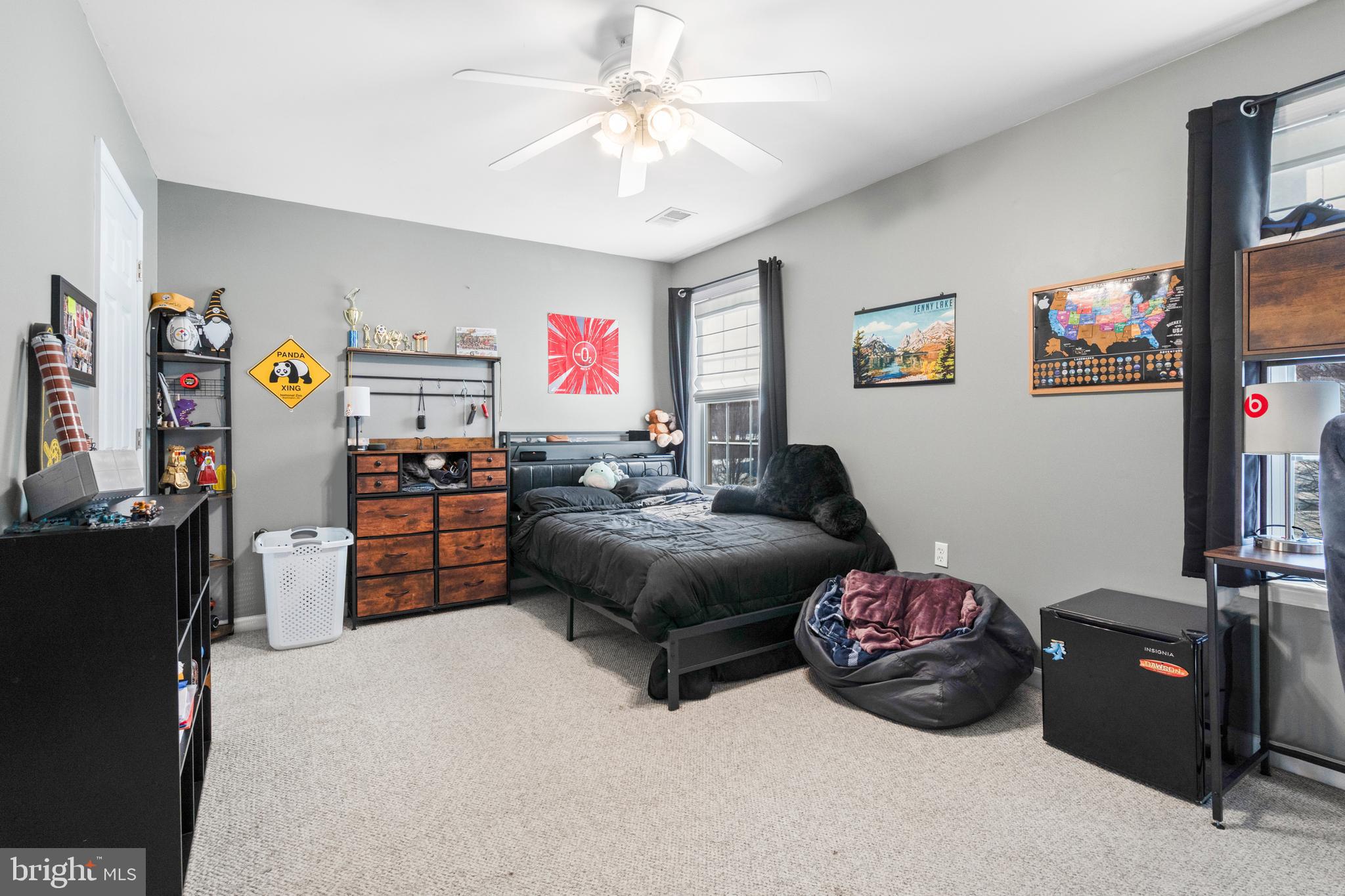 WILLOW SPRINGS ACRES - Residential