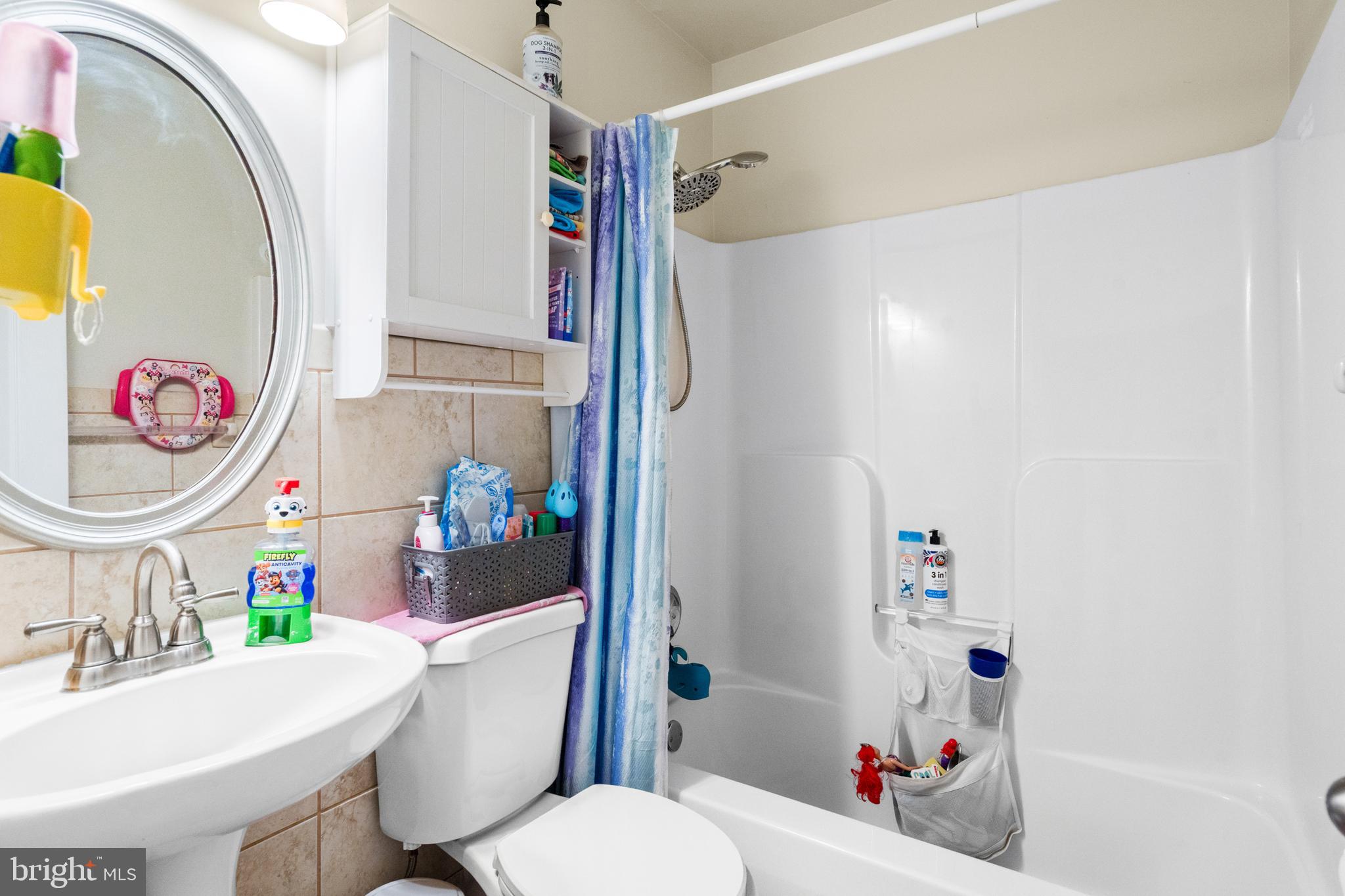 WILLOW SPRINGS ACRES - Residential