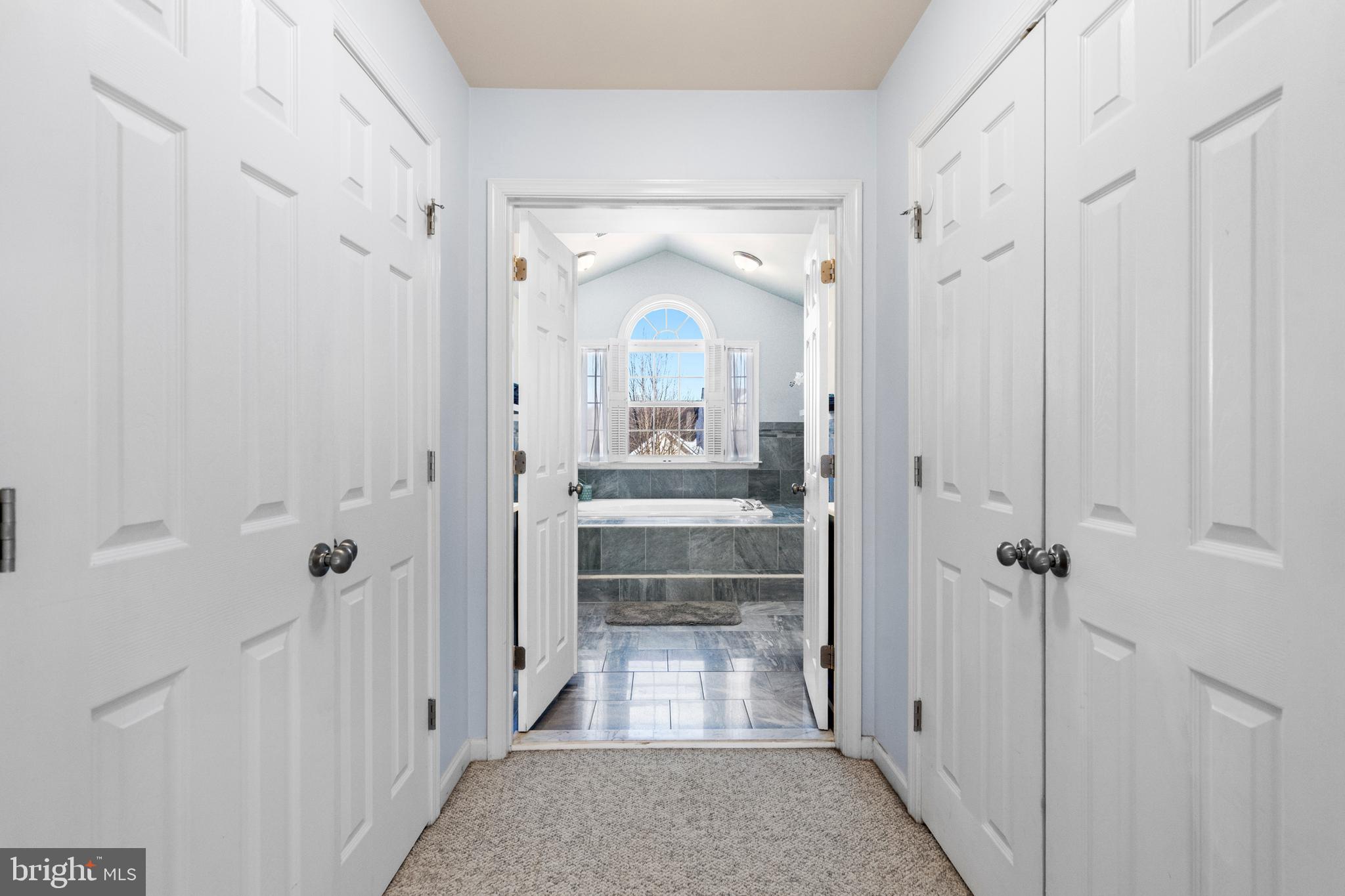 WILLOW SPRINGS ACRES - Residential