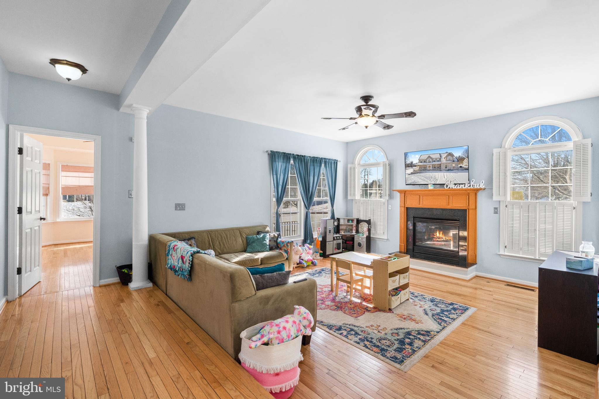 WILLOW SPRINGS ACRES - Residential