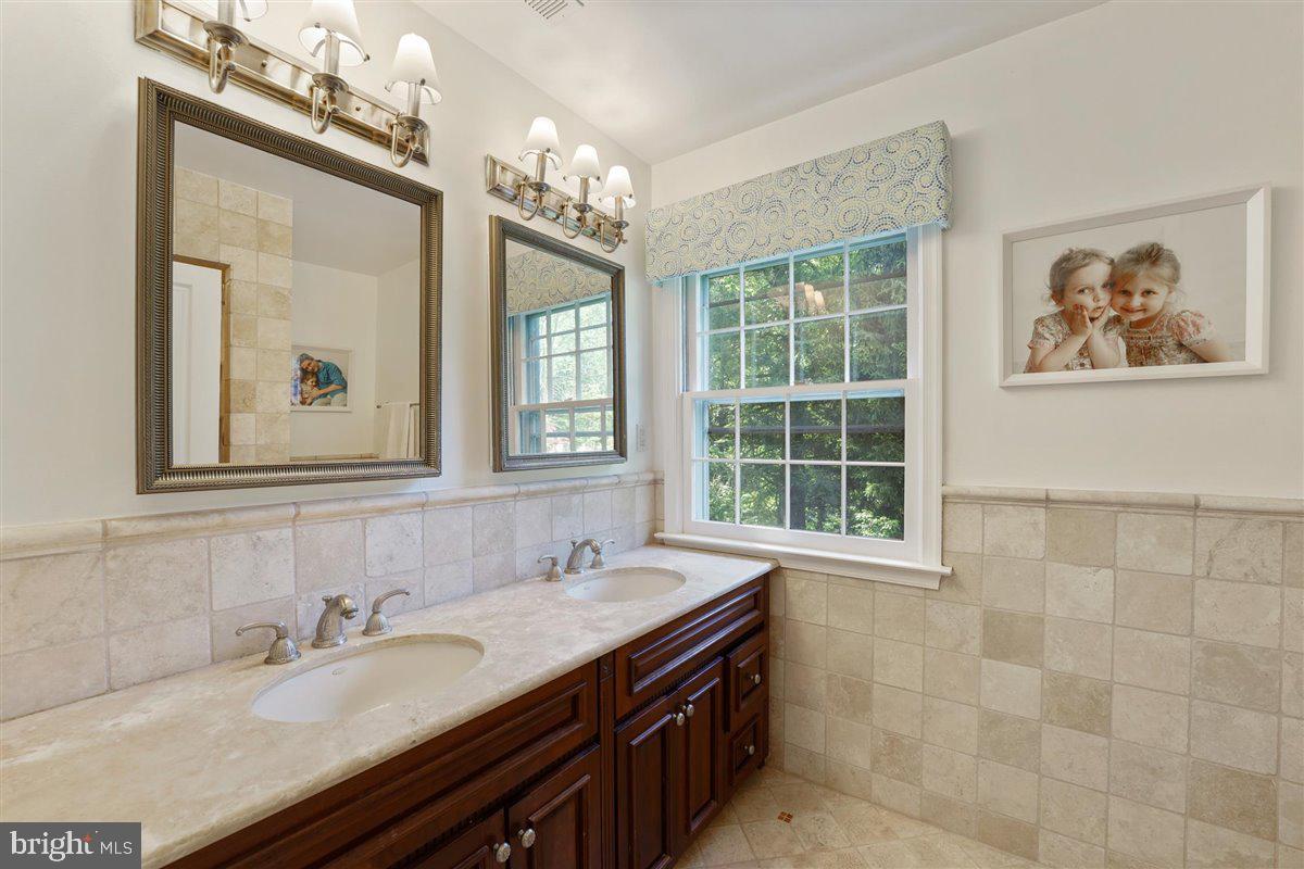 GREEN COUNTRIE - Residential