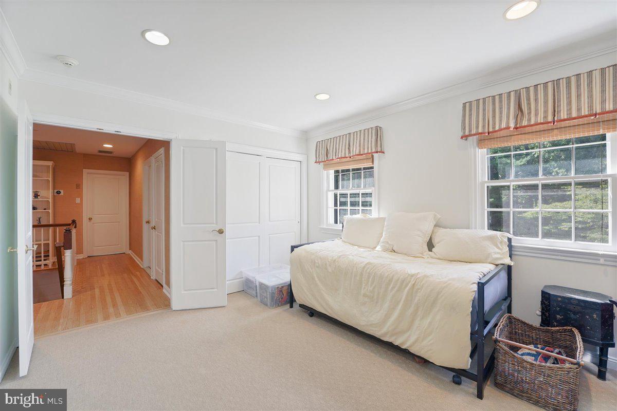 GREEN COUNTRIE - Residential