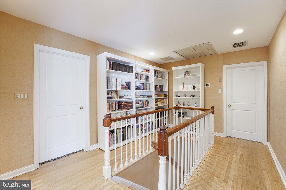 GREEN COUNTRIE - Residential