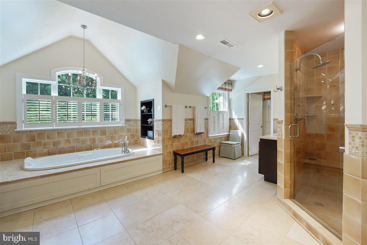 GREEN COUNTRIE - Residential