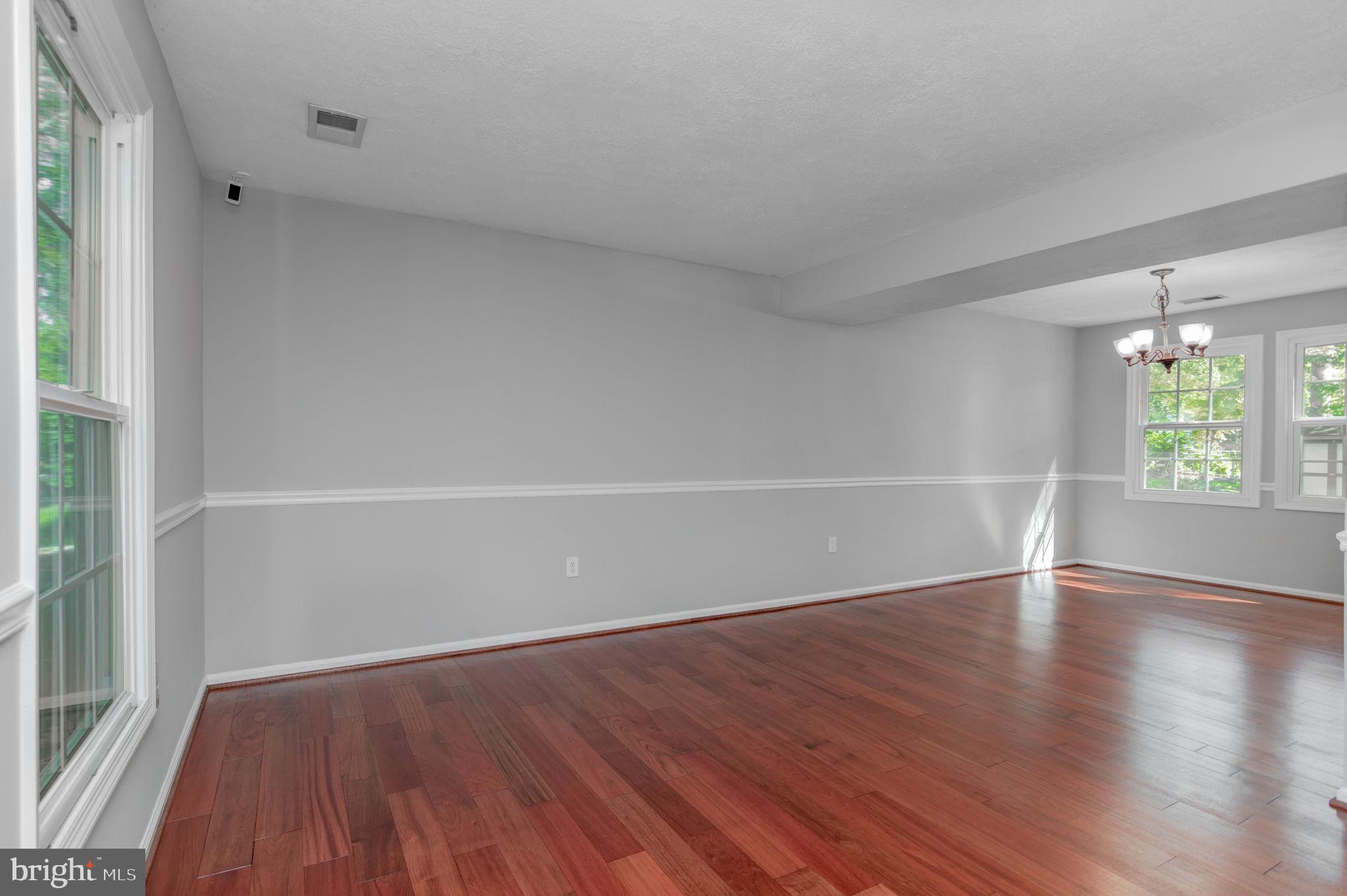 2105 HARPOON DRIVE