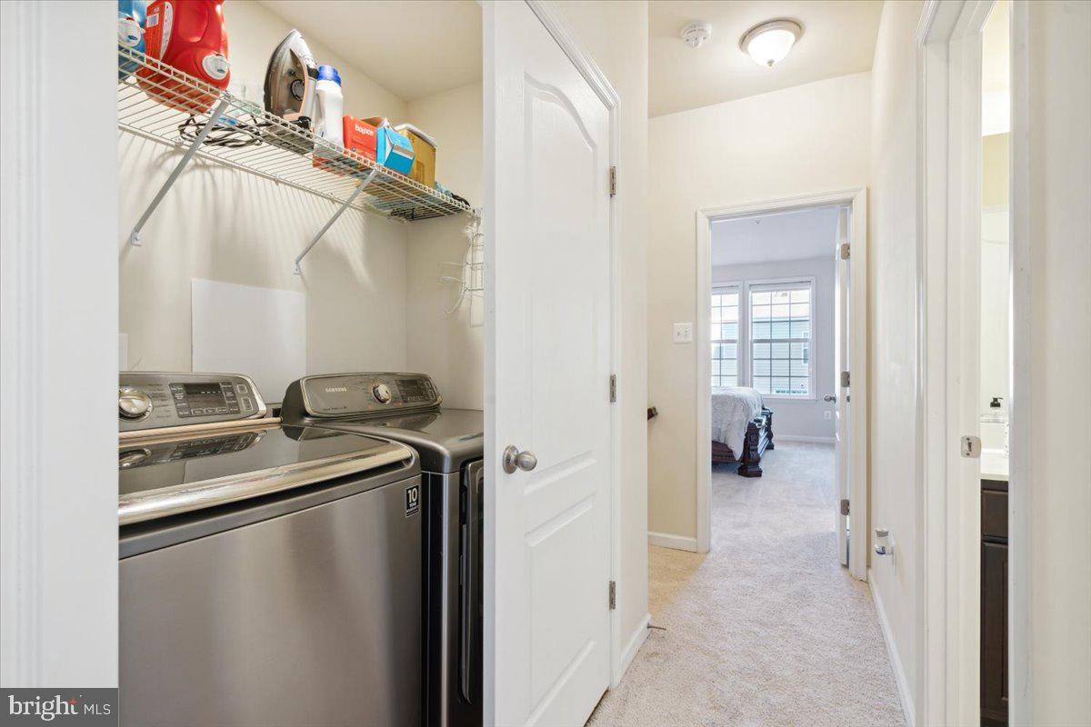 MARKET SQUARE - Residential