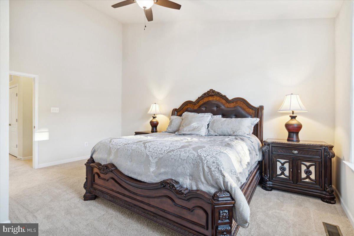 MARKET SQUARE - Residential