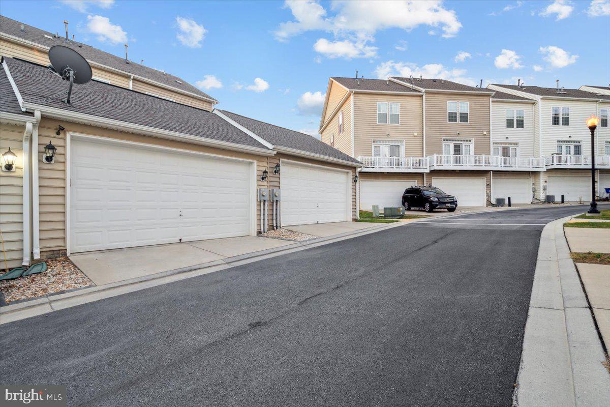 MARKET SQUARE - Residential