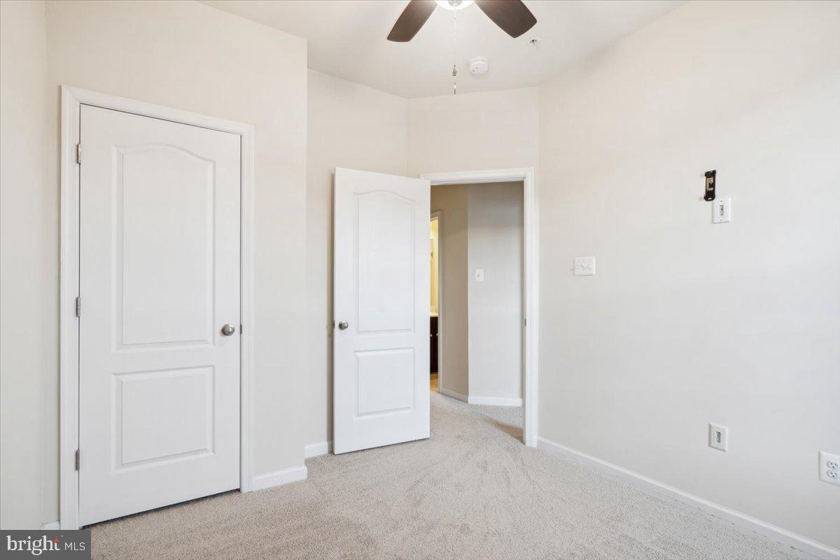 MARKET SQUARE - Residential