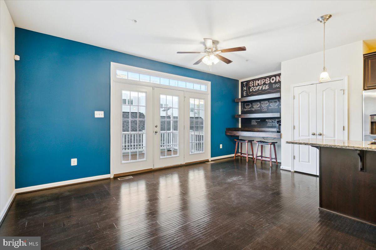 MARKET SQUARE - Residential