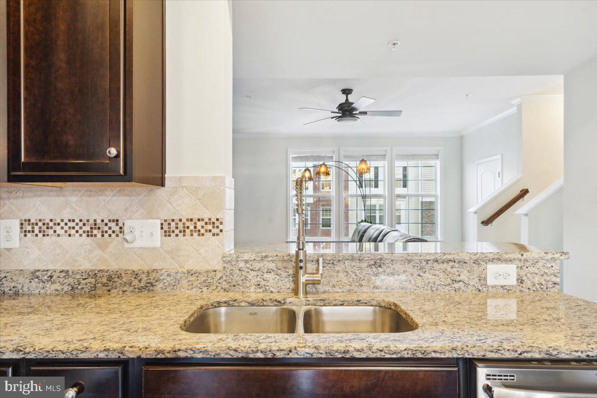 MARKET SQUARE - Residential