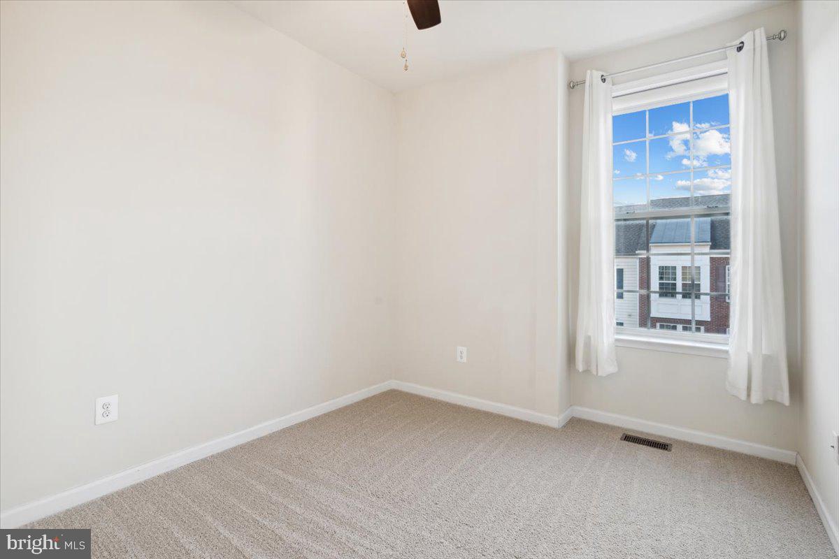 MARKET SQUARE - Residential