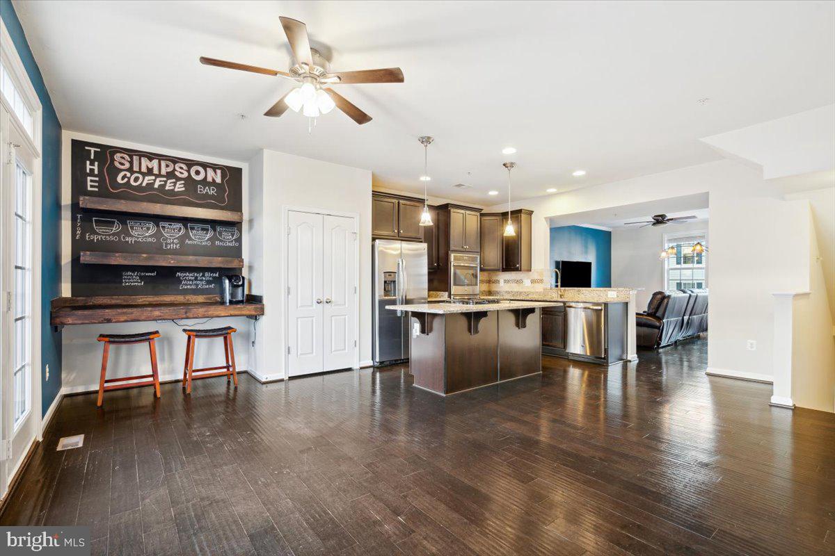 MARKET SQUARE - Residential