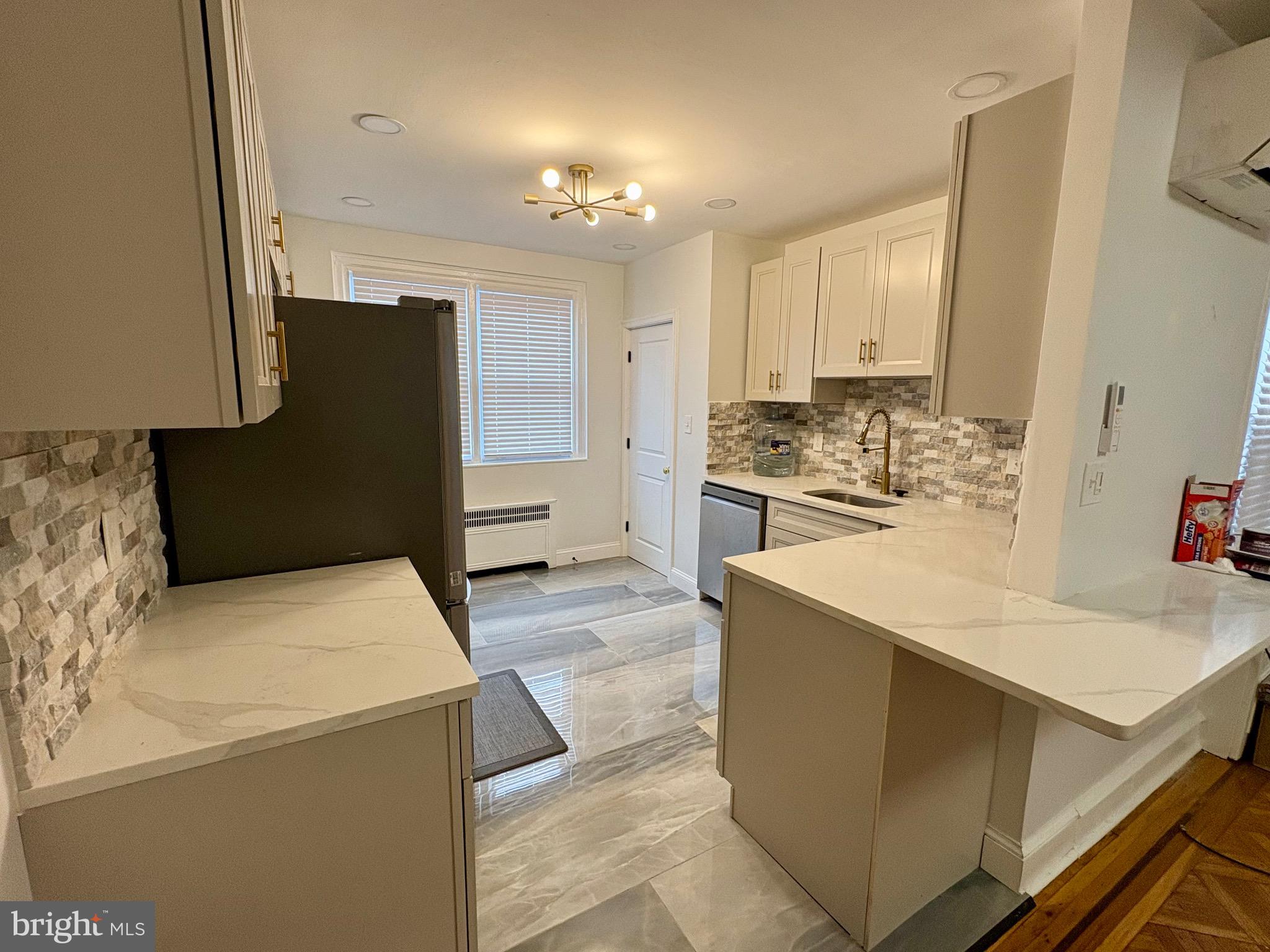 WEST OAK LANE - Residential