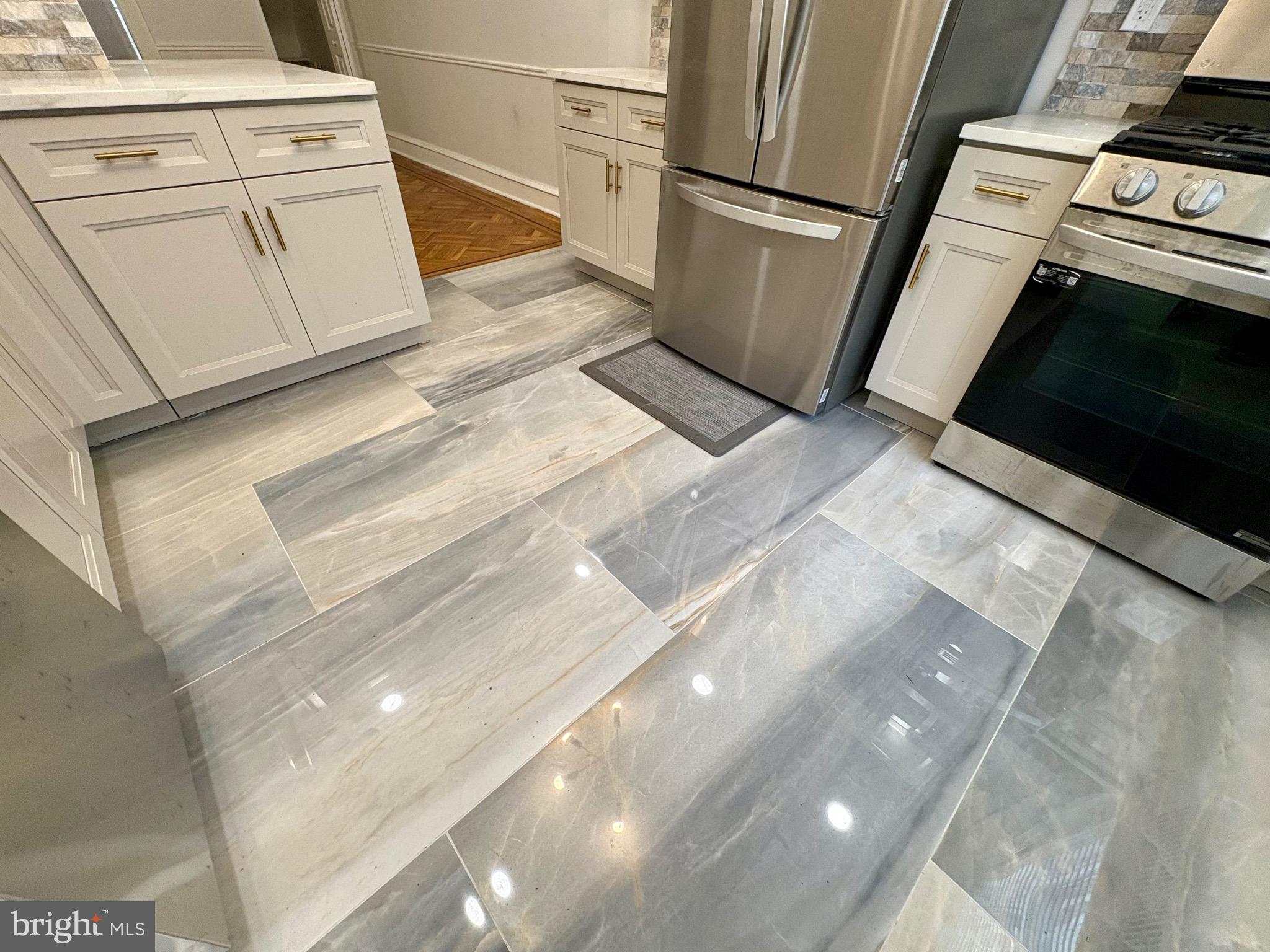 WEST OAK LANE - Residential