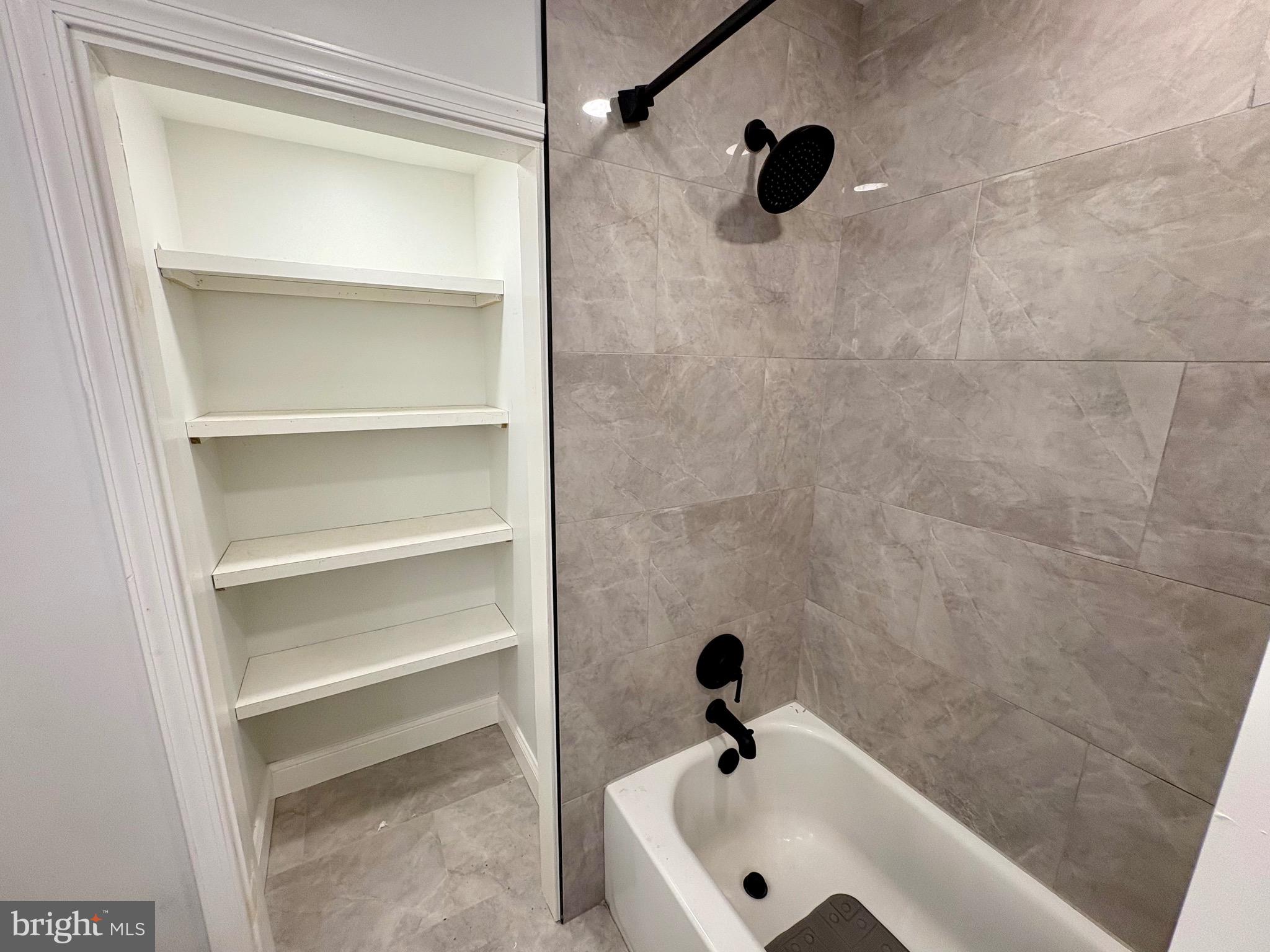 WEST OAK LANE - Residential