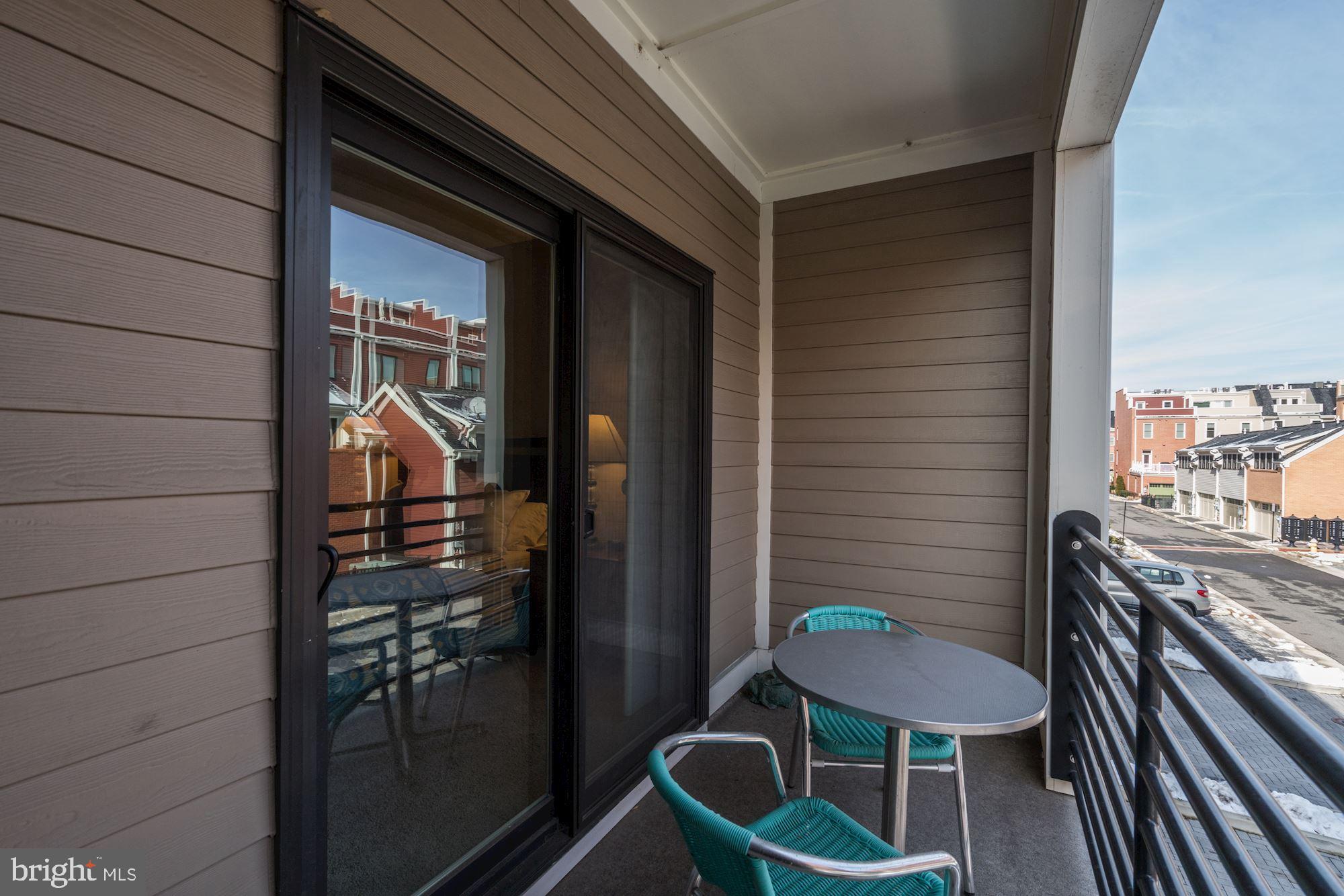 POTOMAC YARD - Residential Lease