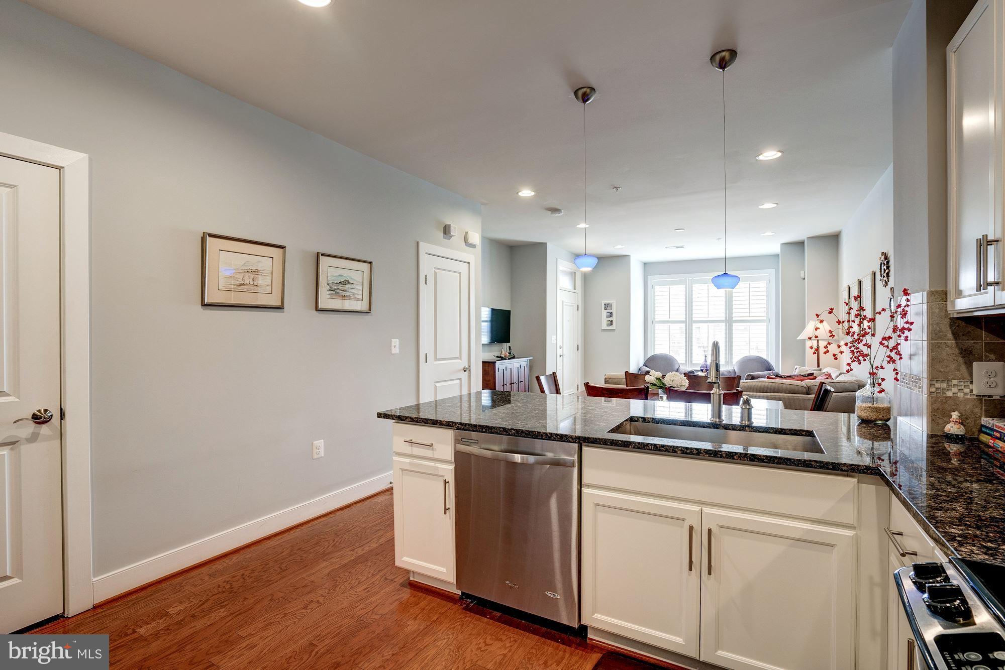 POTOMAC YARD - Residential Lease