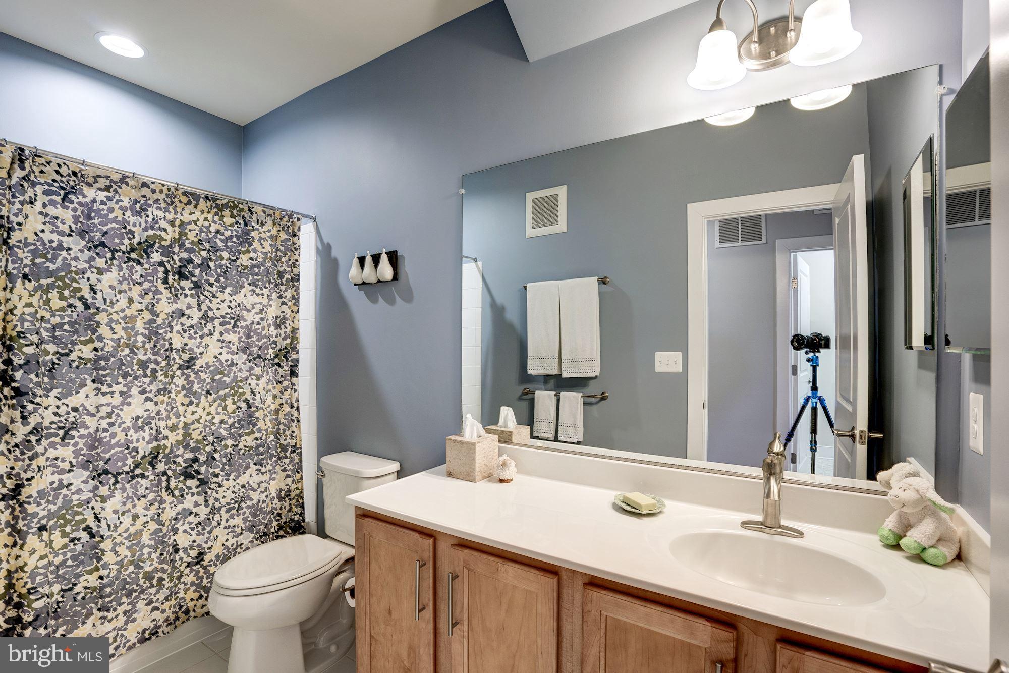 POTOMAC YARD - Residential Lease