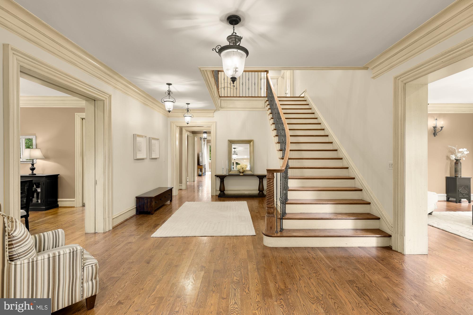 606 KENTLAND DRIVE