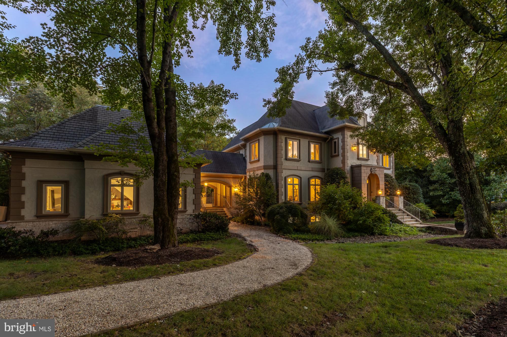 606 KENTLAND DRIVE