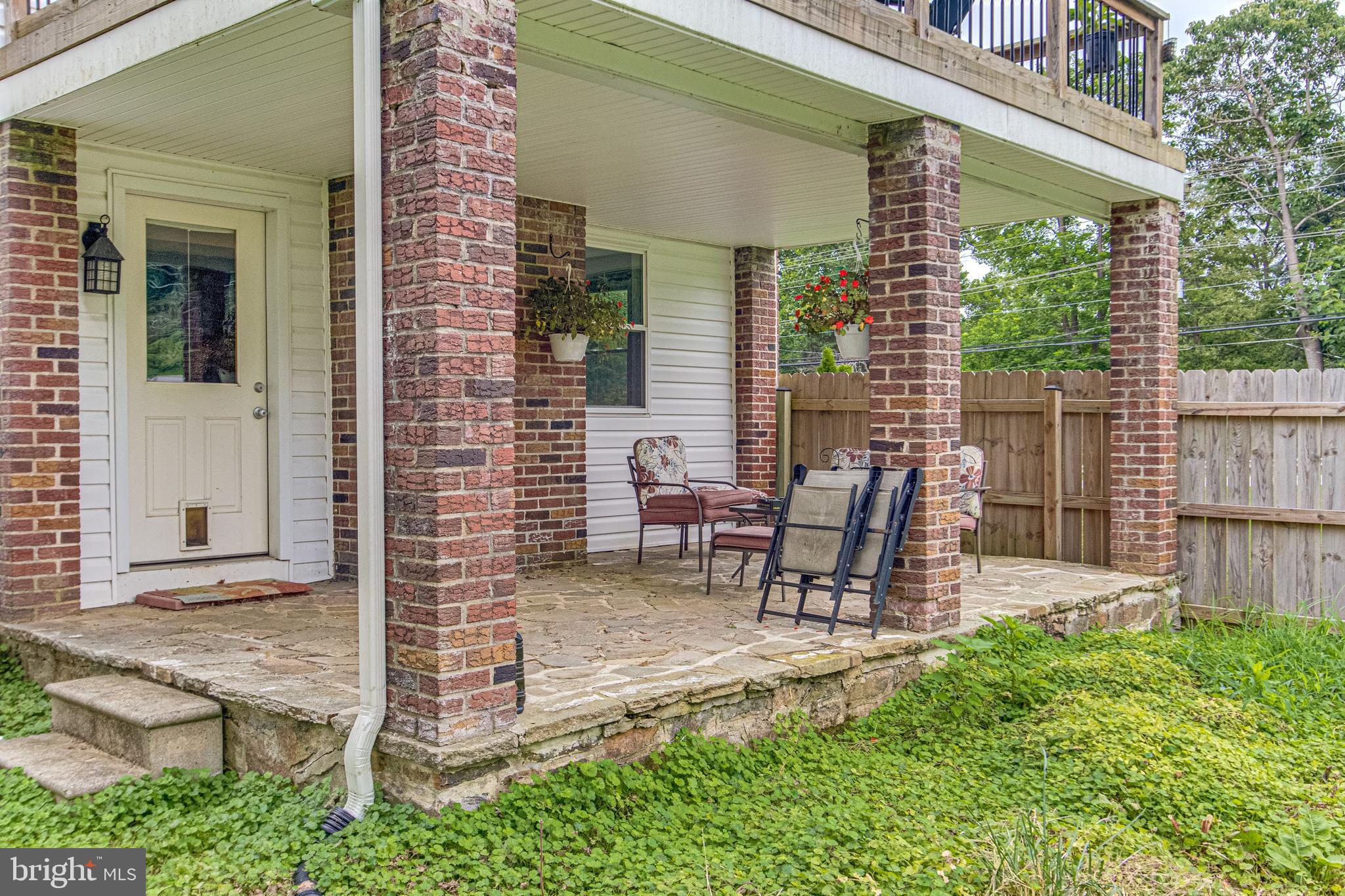 KINGSVILLE - Residential