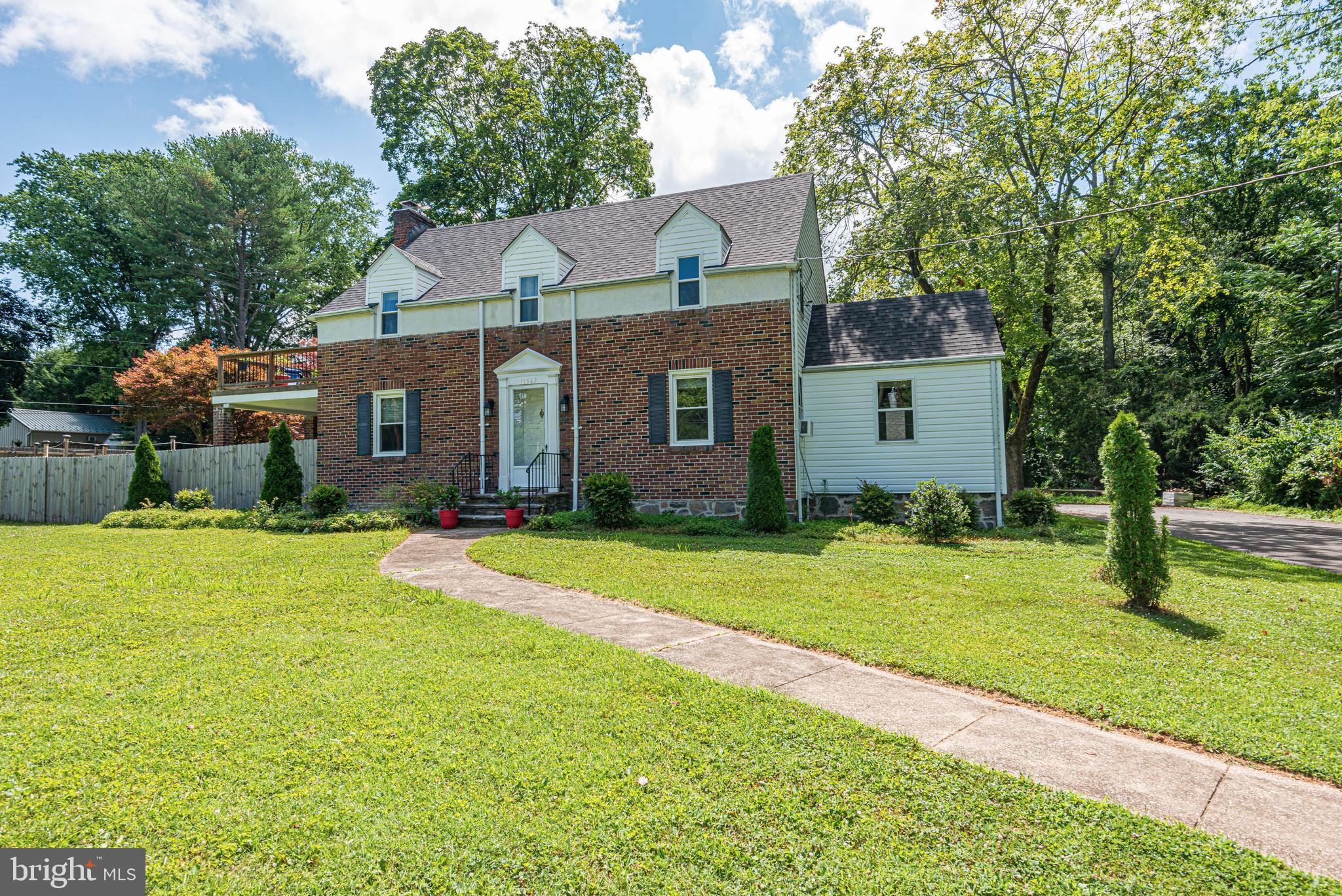 KINGSVILLE - Residential