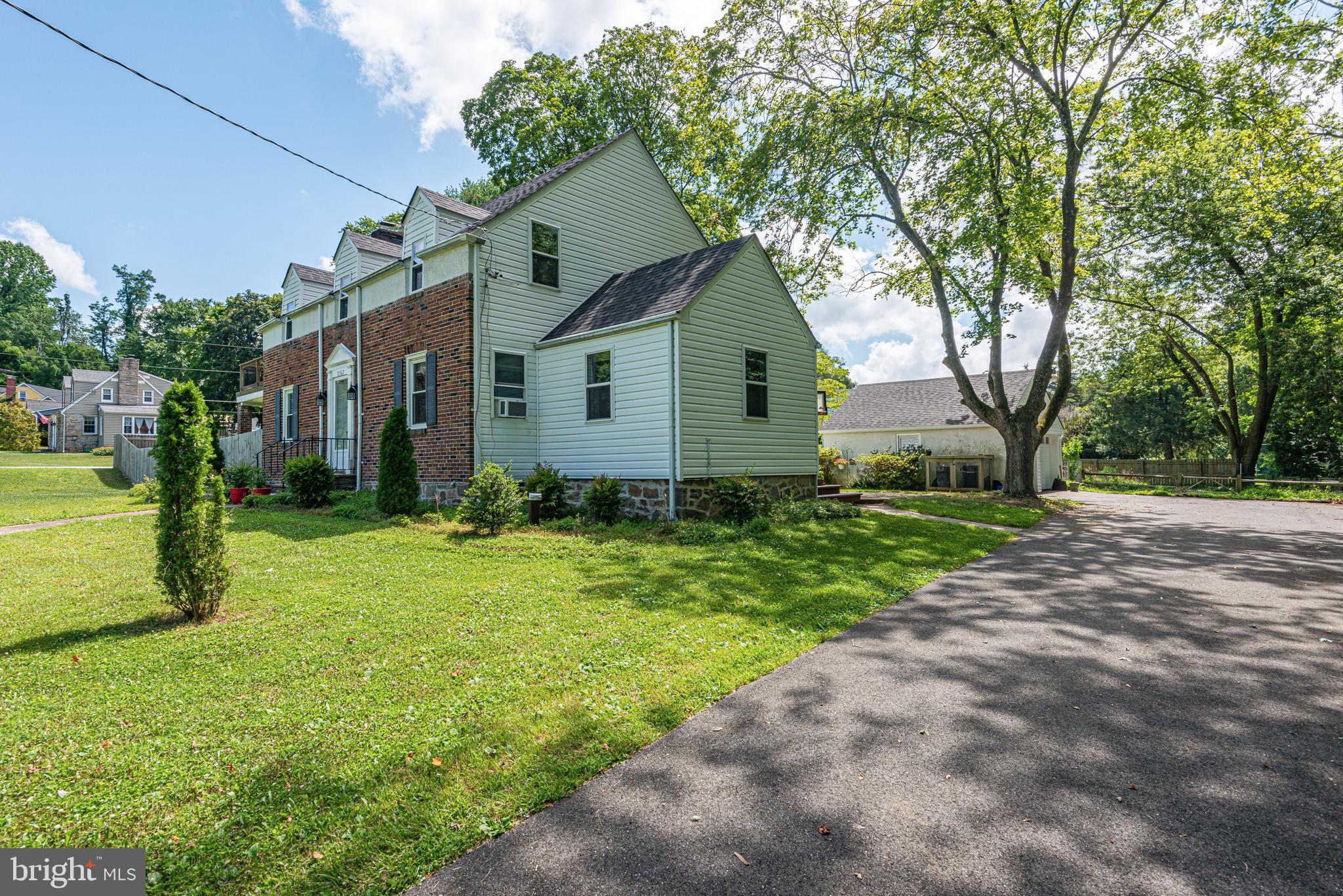 KINGSVILLE - Residential