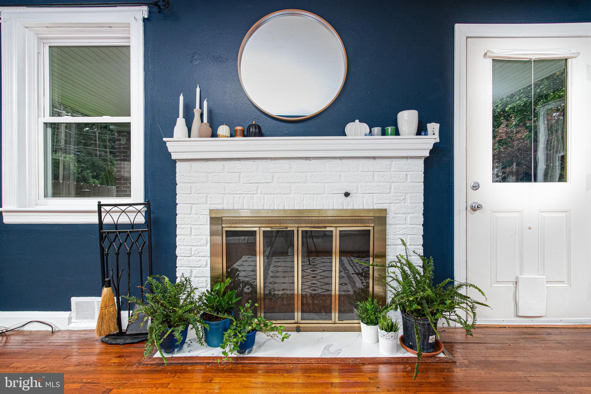 KINGSVILLE - Residential