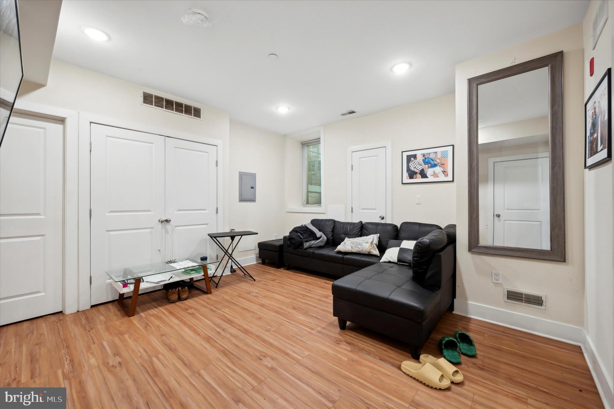 FRANCISVILLE - Commercial Sale