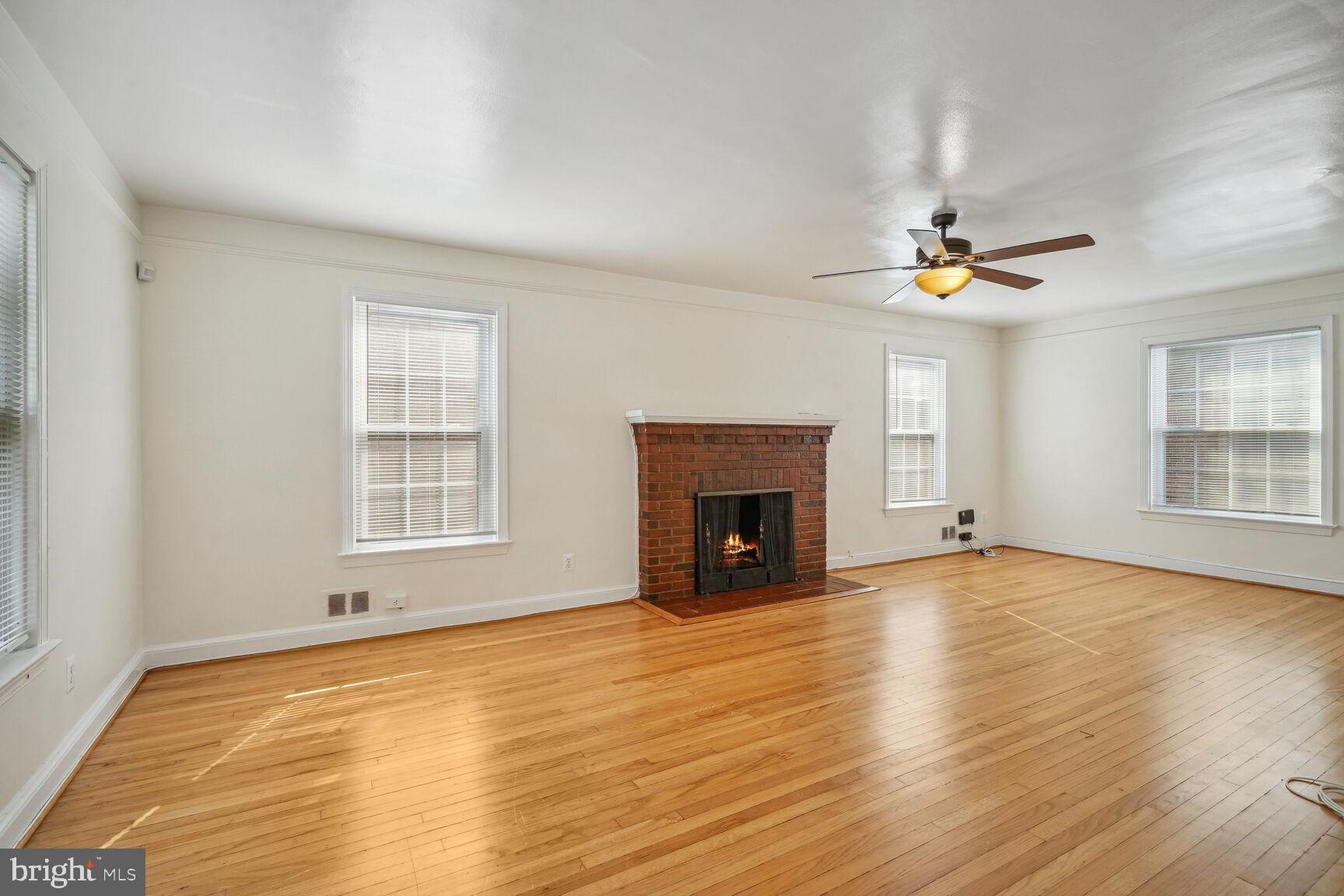 GREEN VALLEY - Residential Lease