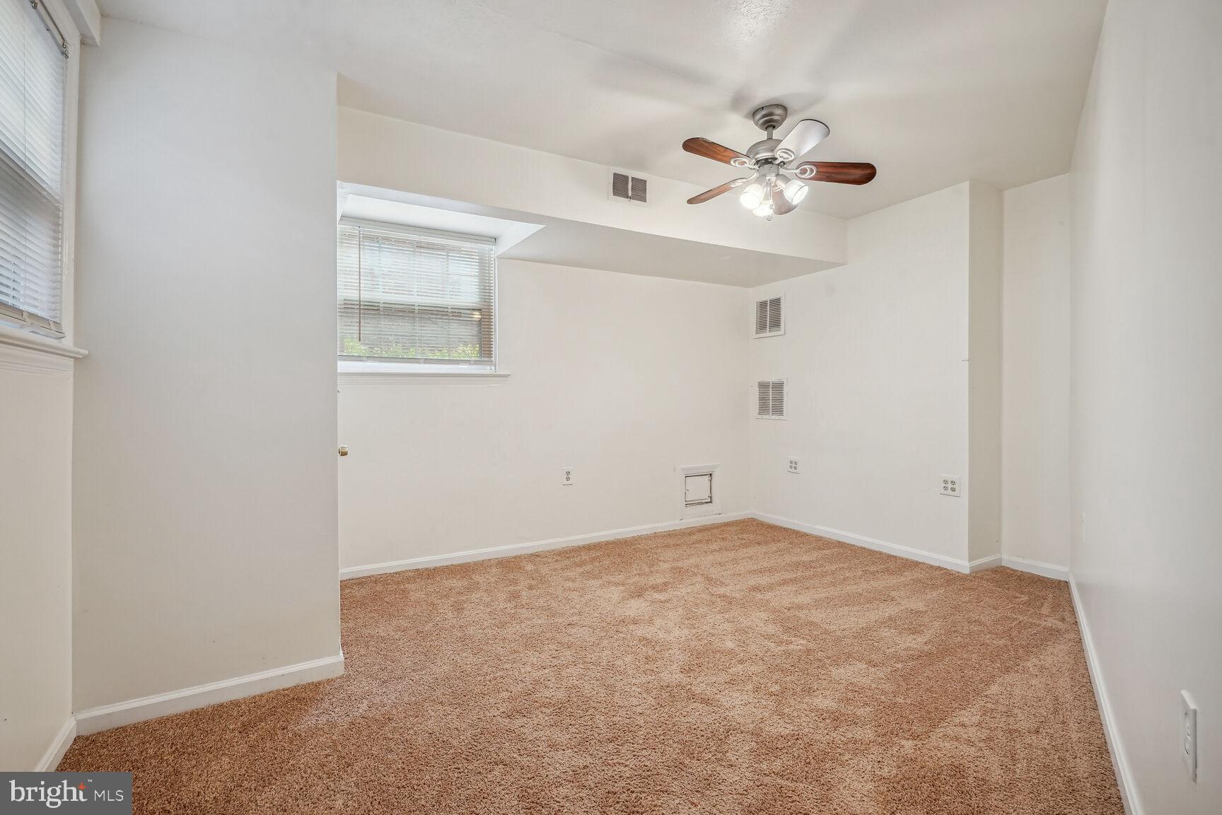 GREEN VALLEY - Residential Lease