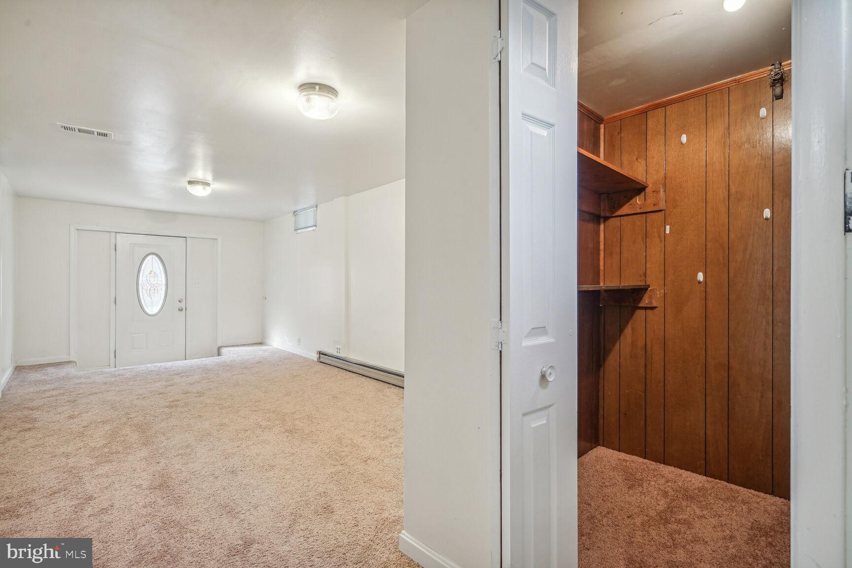 GREEN VALLEY - Residential Lease